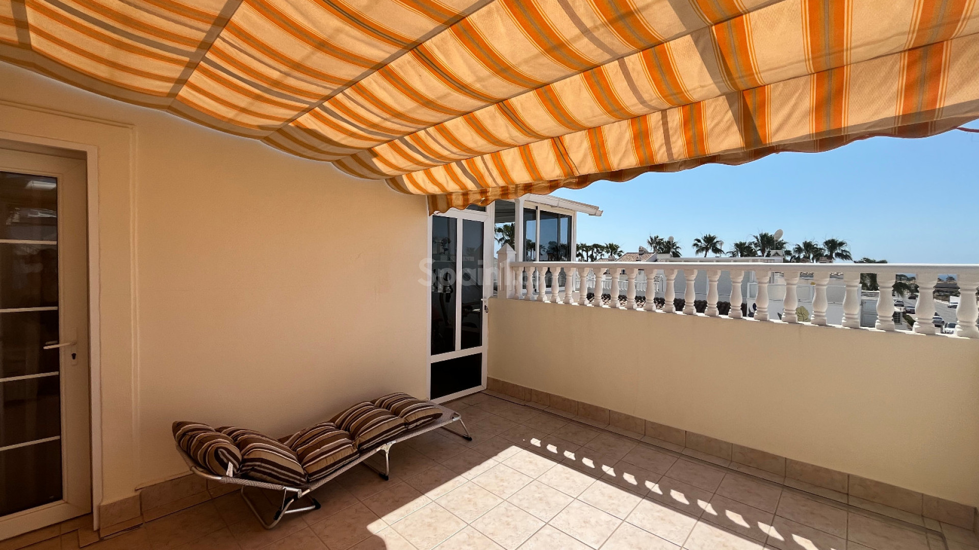 Resale - Stadthaus -
Playa Flamenca - Jumilla