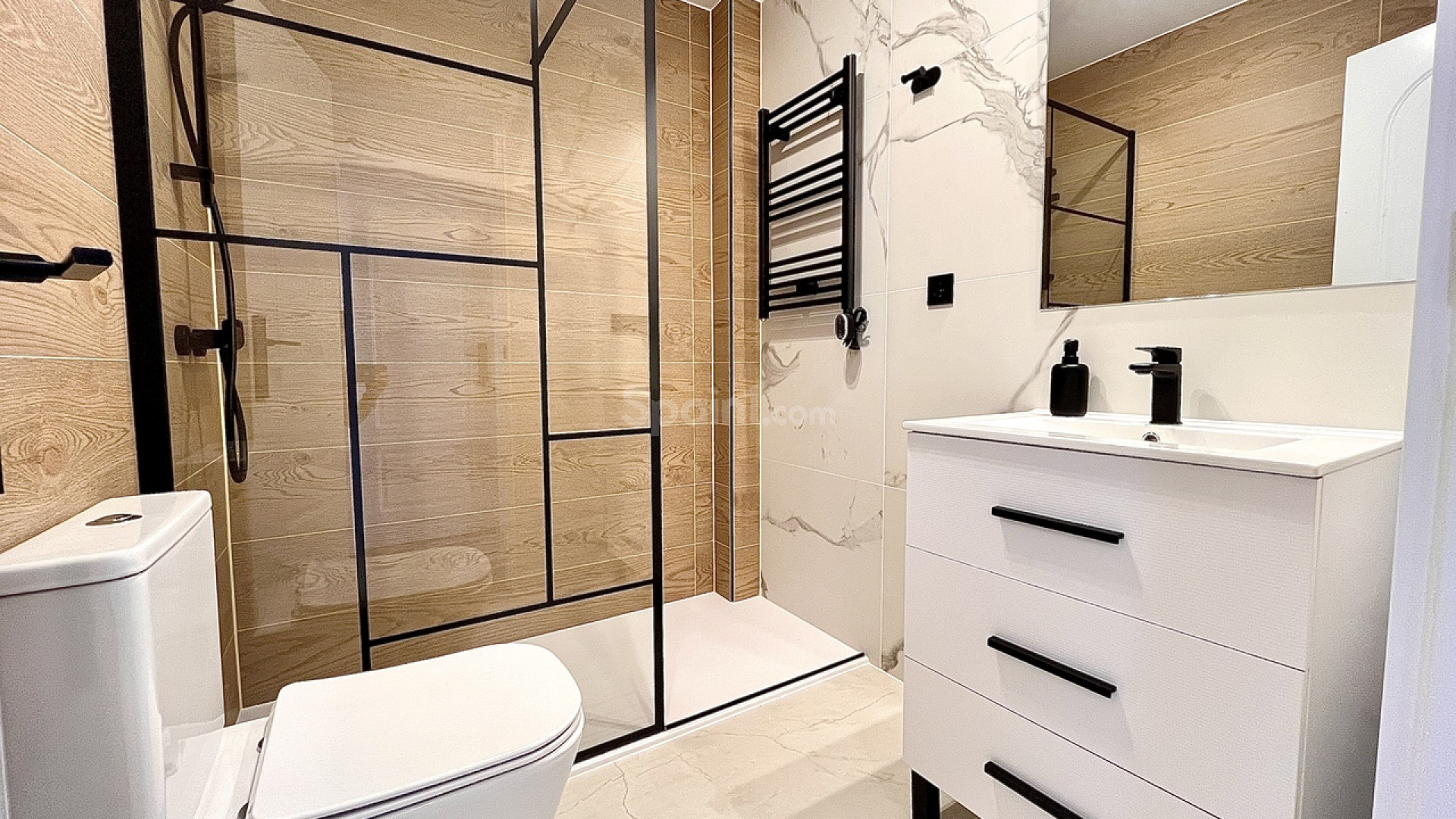 Resale - Stadthaus -
Playa Flamenca