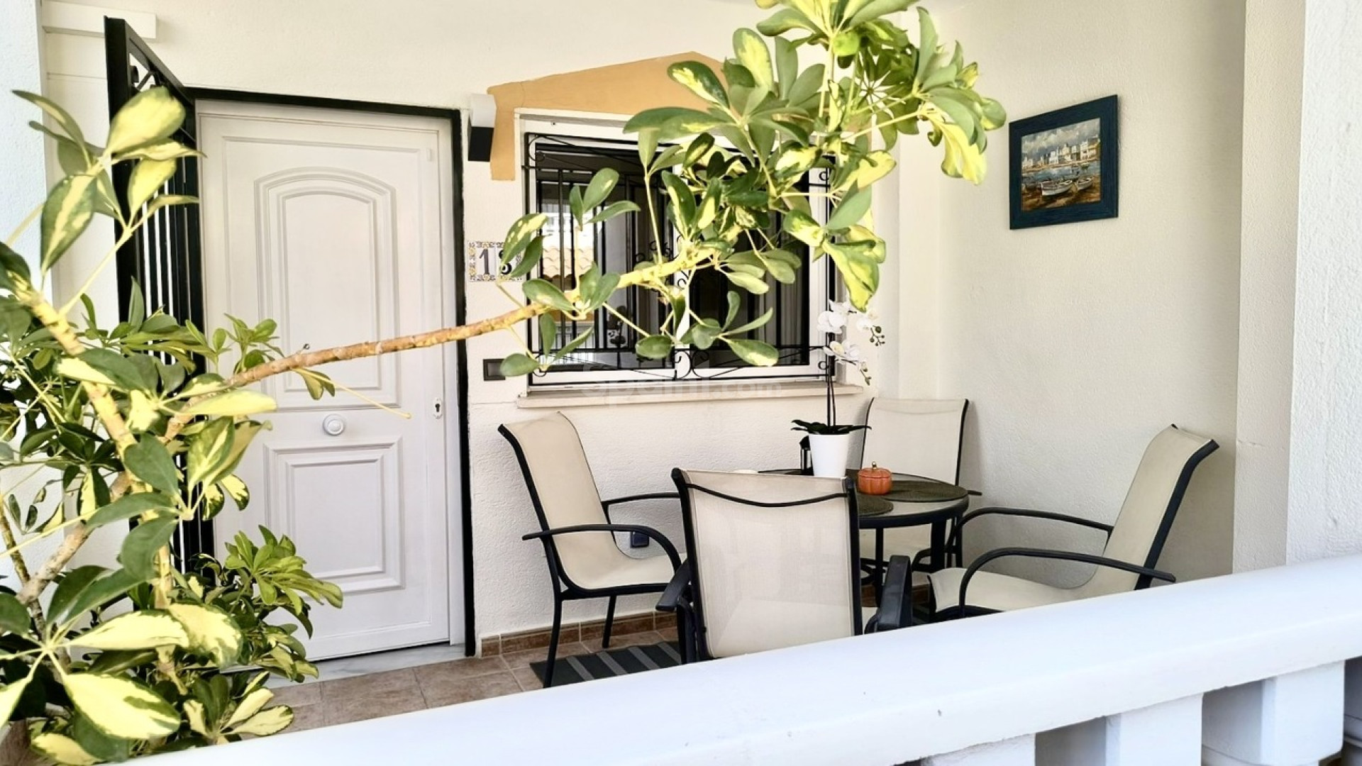 Resale - Stadthaus -
Playa Flamenca