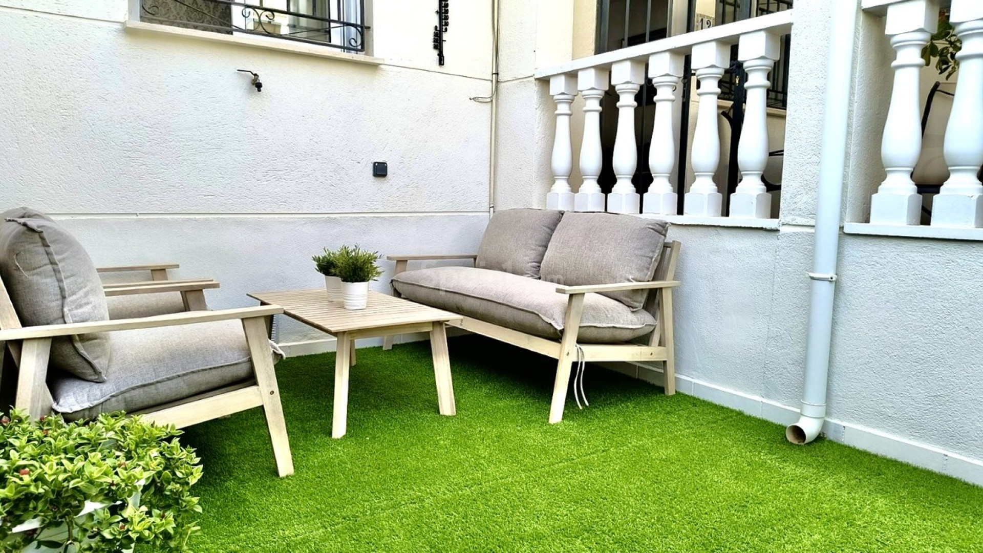 Resale - Stadthaus -
Playa Flamenca