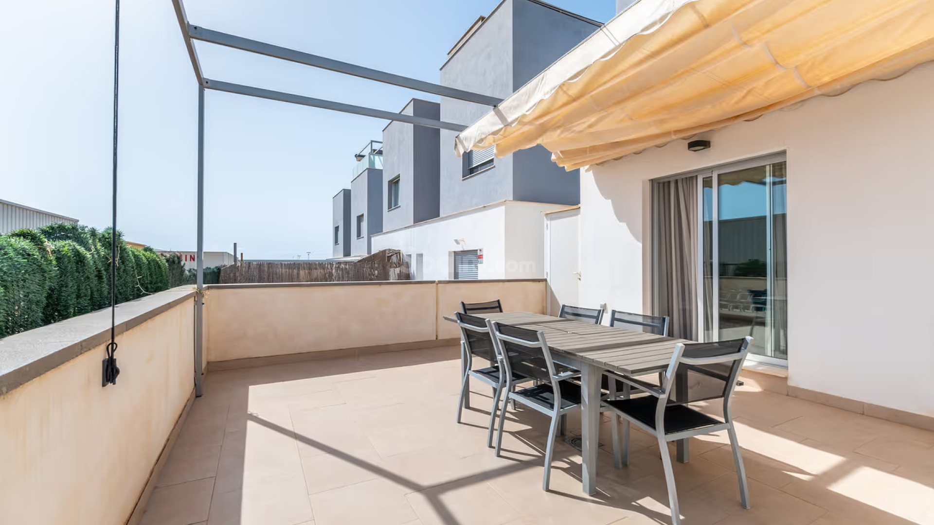 Resale - Stadthaus -
Punta Prima - Marina Med