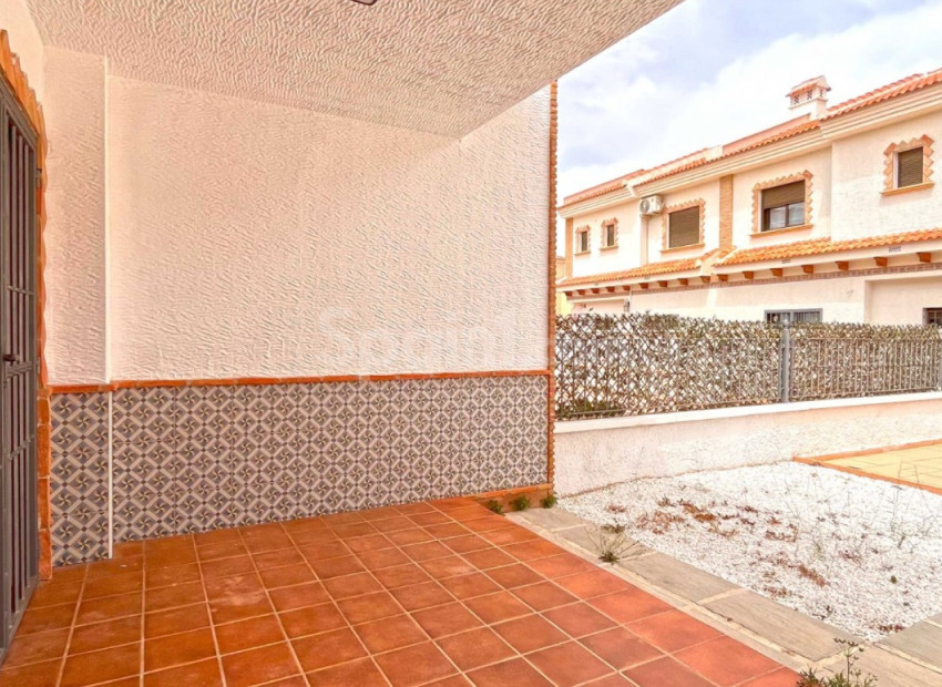 Resale - Stadthaus -
San Miguel de Salinas