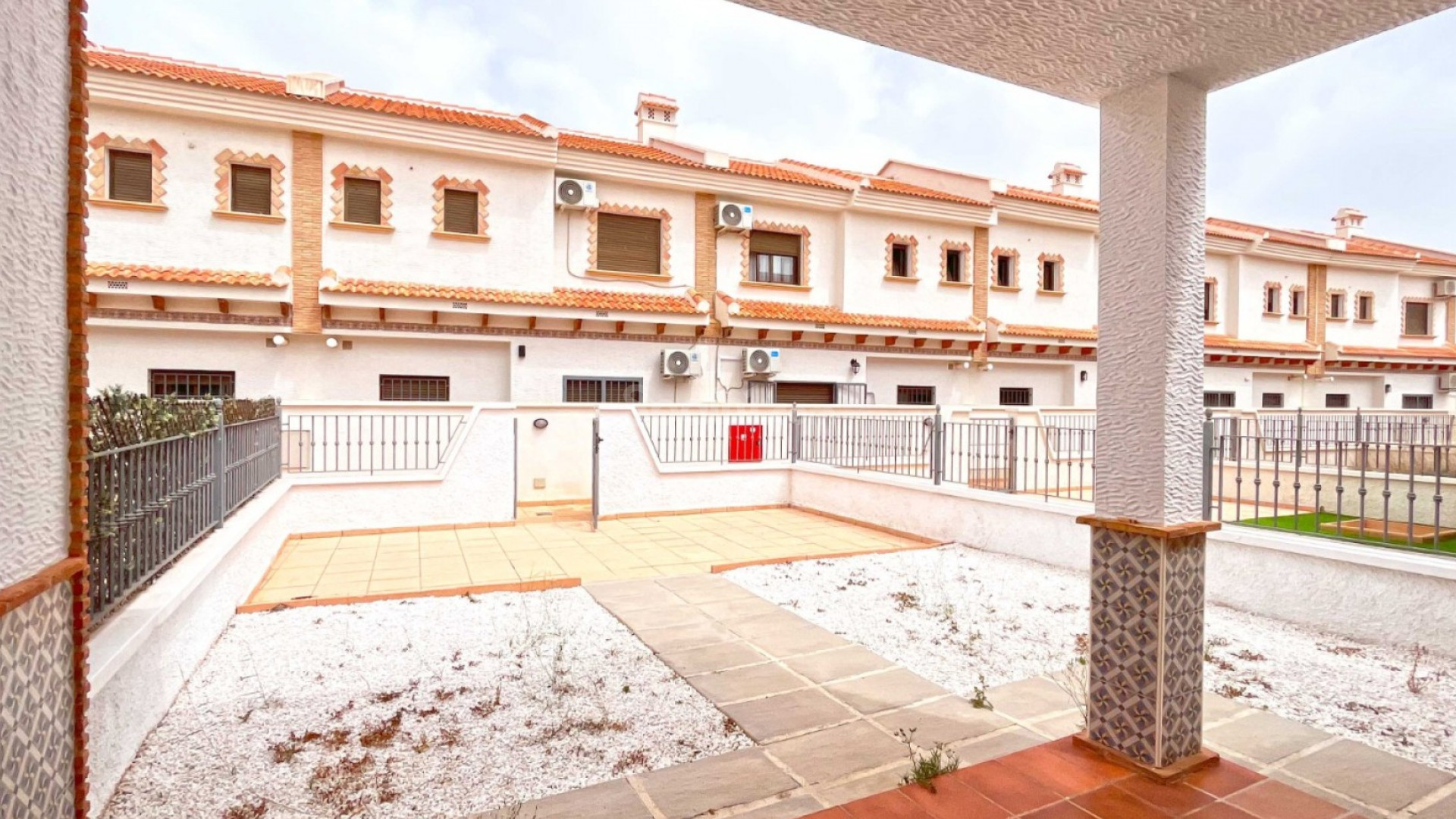 Resale - Stadthaus -
San Miguel de Salinas