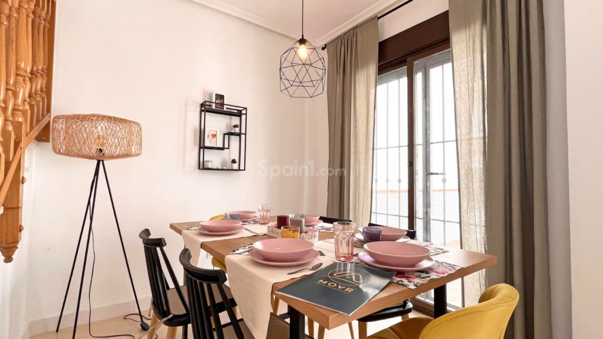 Resale - Stadthaus -
San Miguel de Salinas