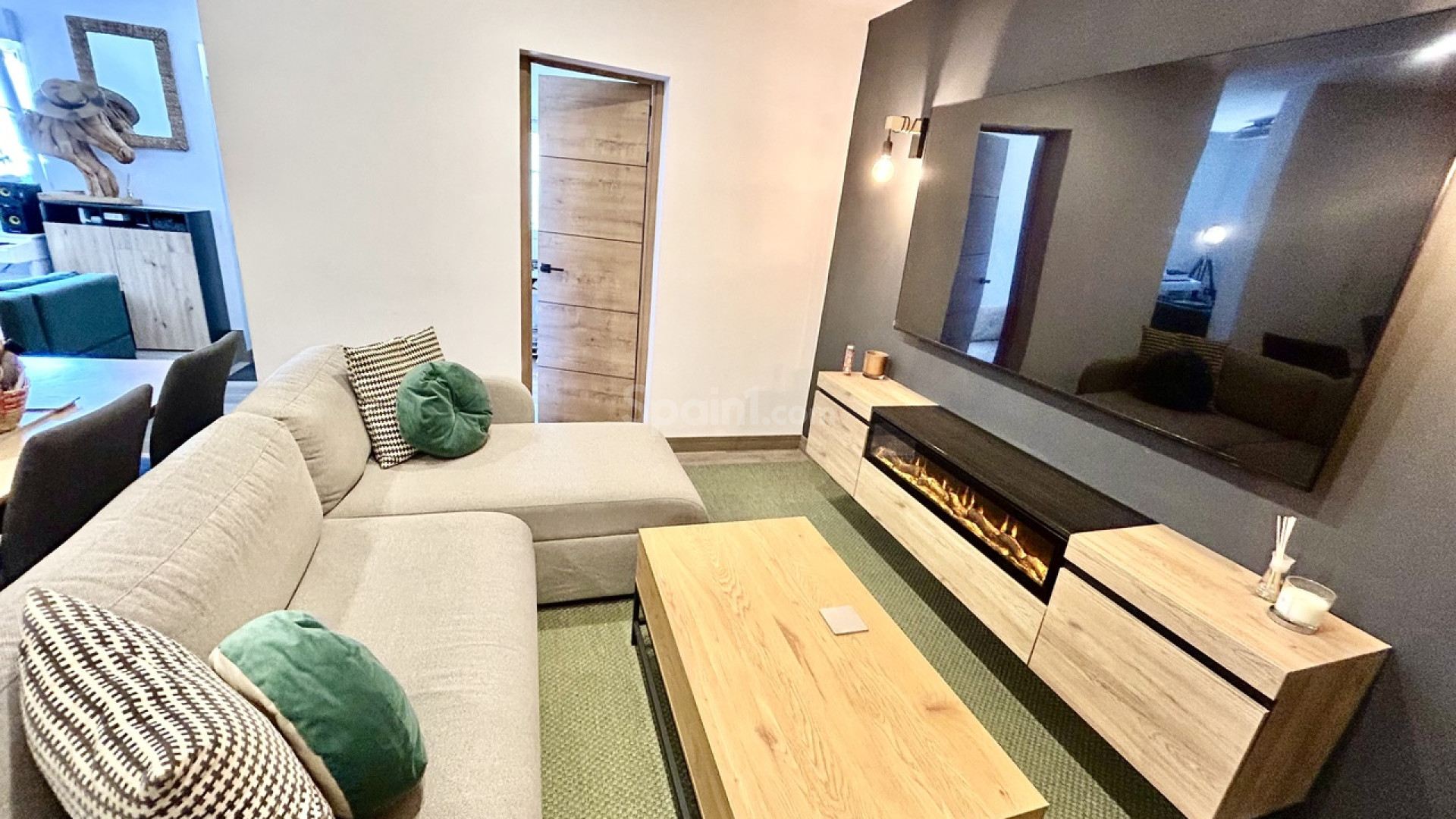 Resale - Stadthaus -
San Miguel de Salinas