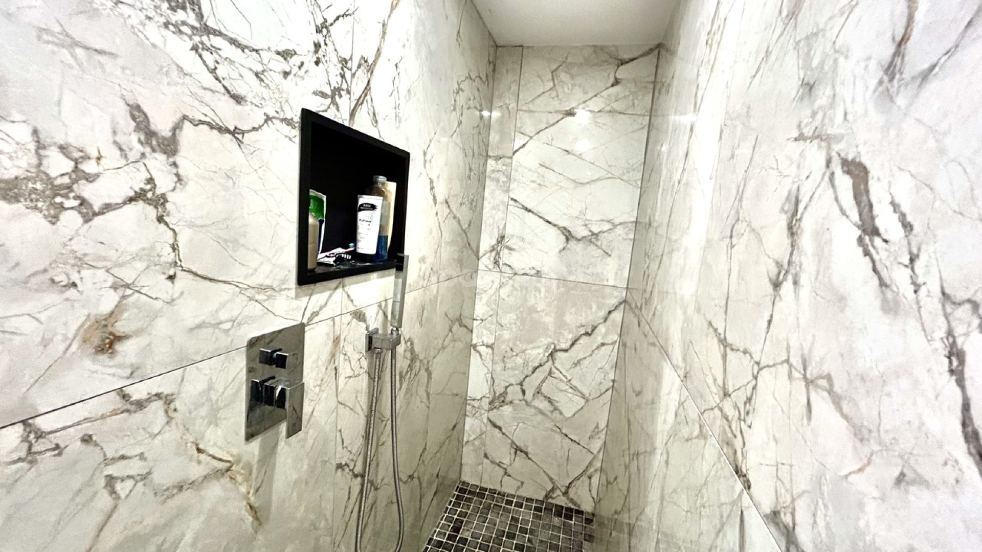 Resale - Stadthaus -
San Miguel de Salinas