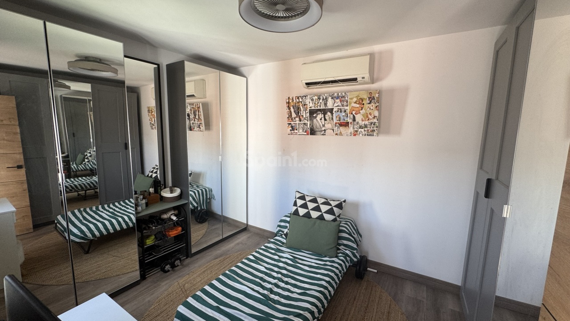 Resale - Stadthaus -
San Miguel de Salinas