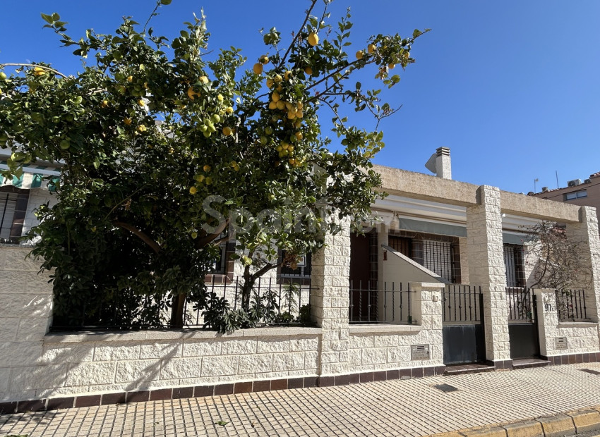 Resale - Stadthaus -
Torre de la Horadada