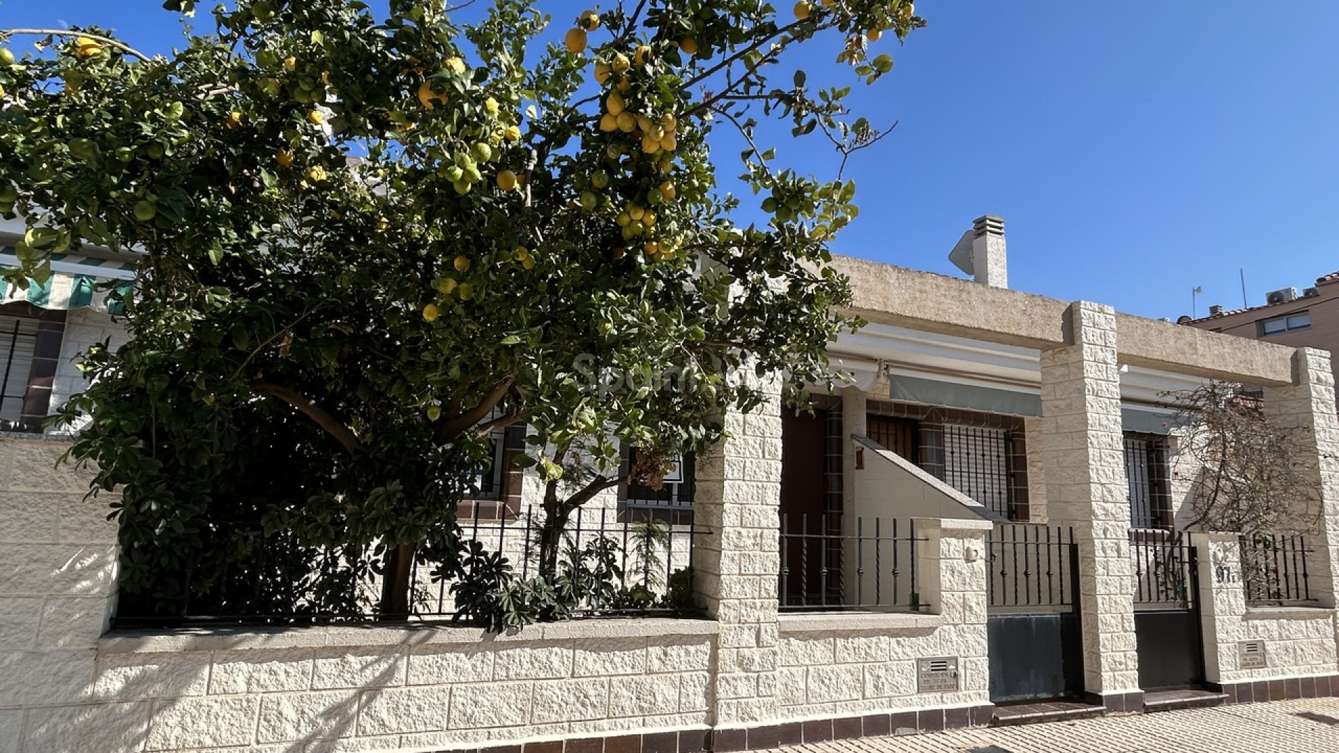 Resale - Stadthaus -
Torre de la Horadada