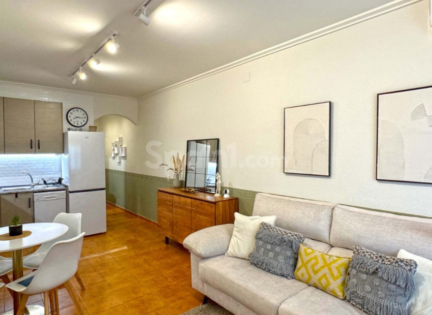 Resale - Stadthaus -
Torrevieja - Aguas Nuevas