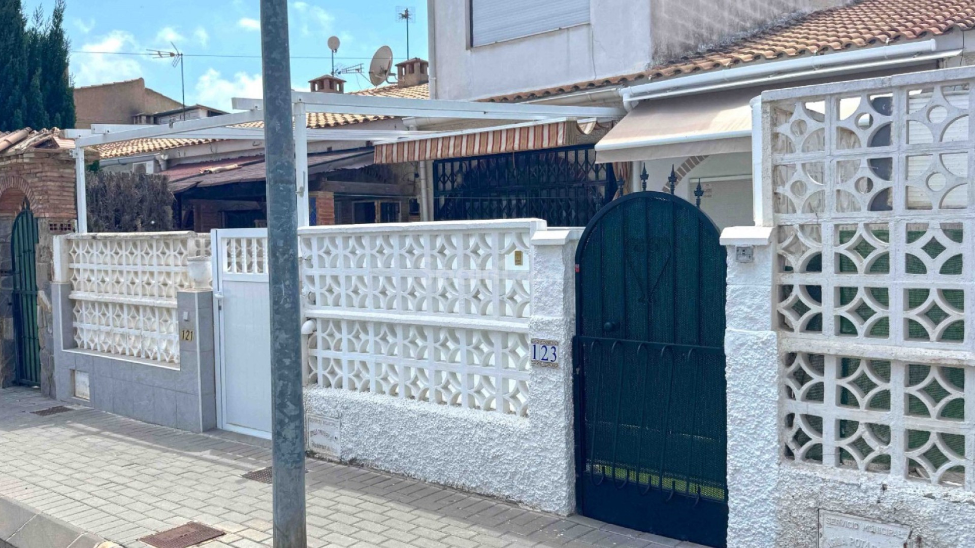 Resale - Stadthaus -
Torrevieja - Aguas Nuevas