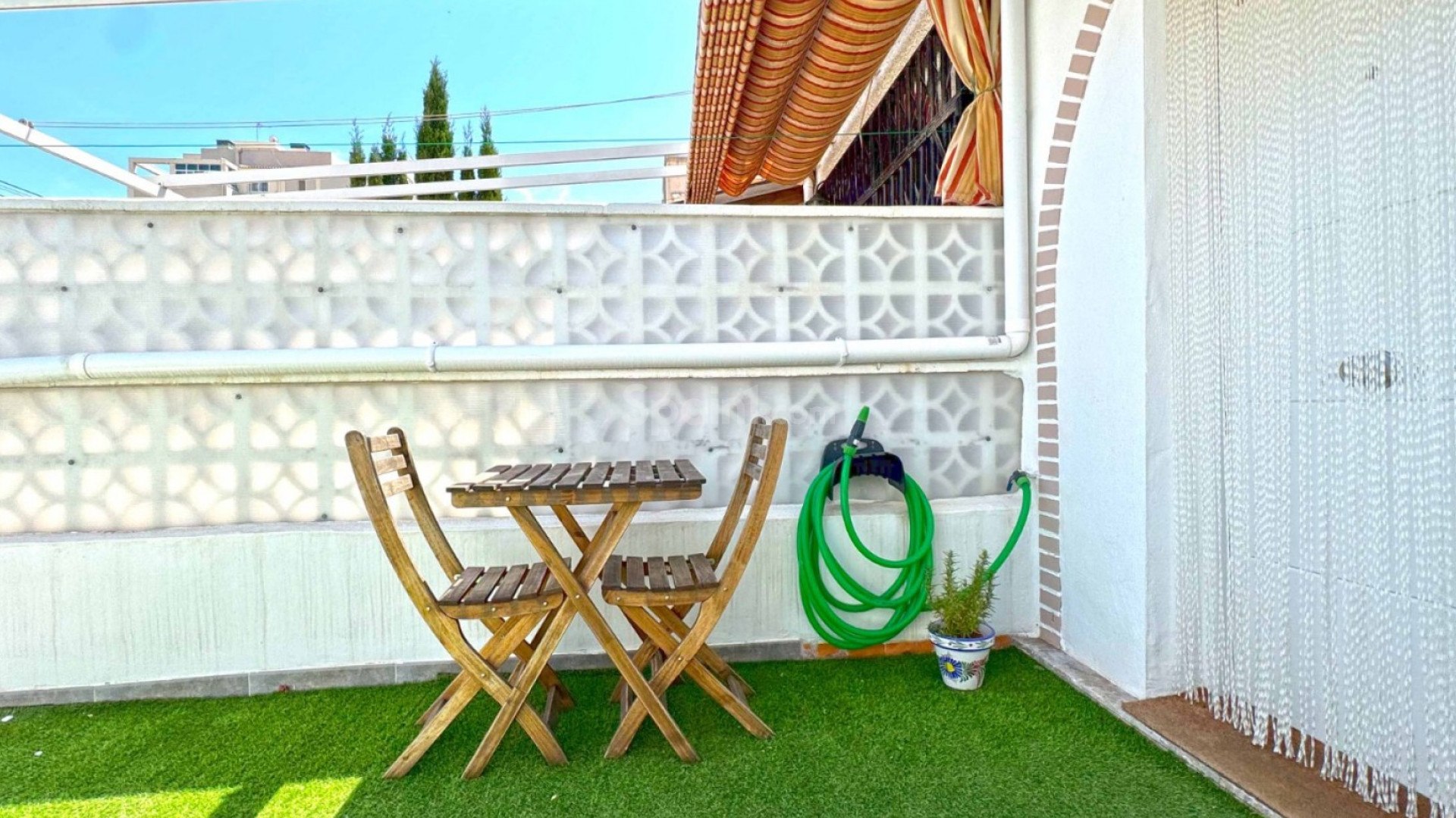 Resale - Stadthaus -
Torrevieja - Aguas Nuevas