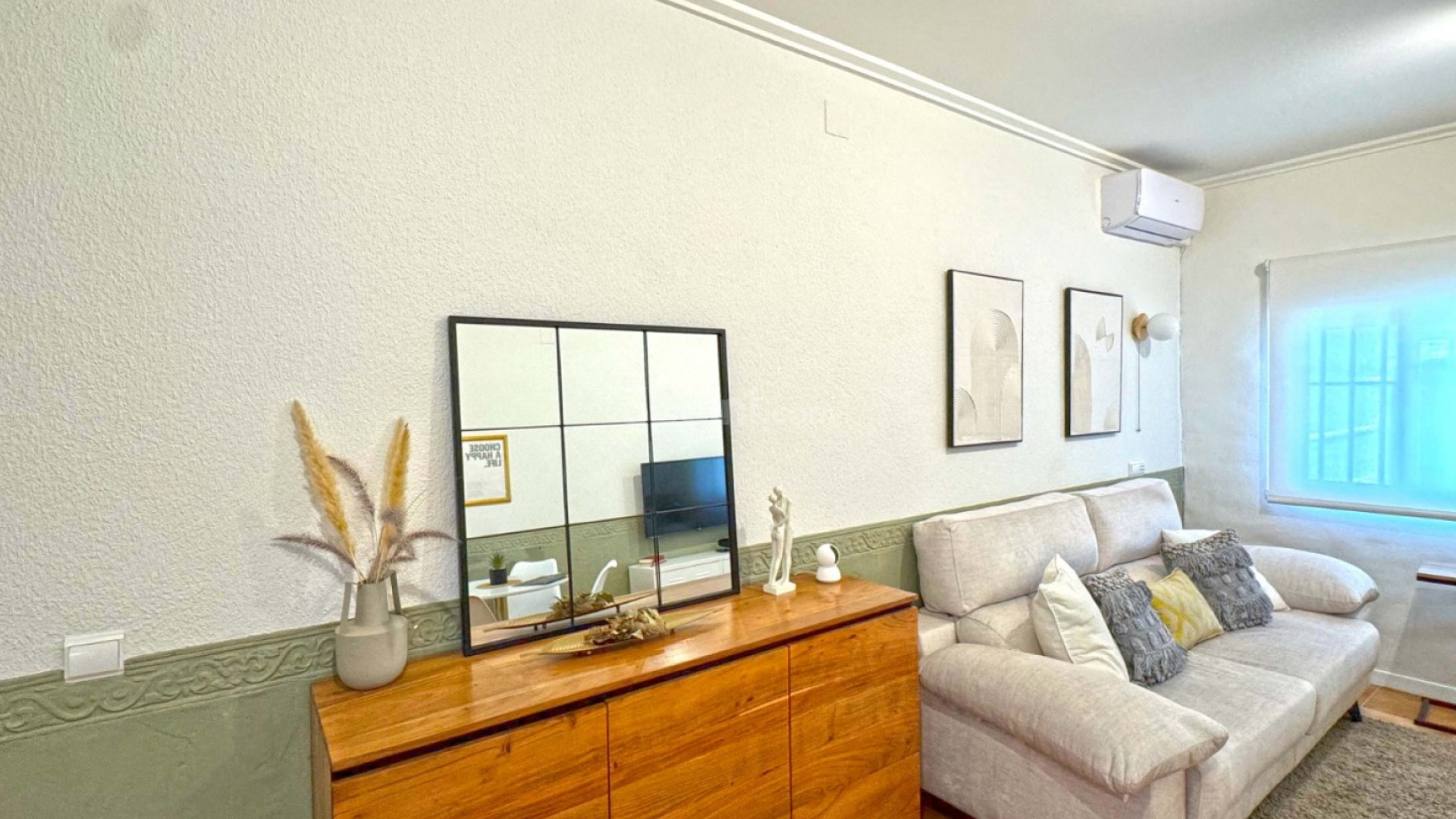 Resale - Stadthaus -
Torrevieja - Aguas Nuevas
