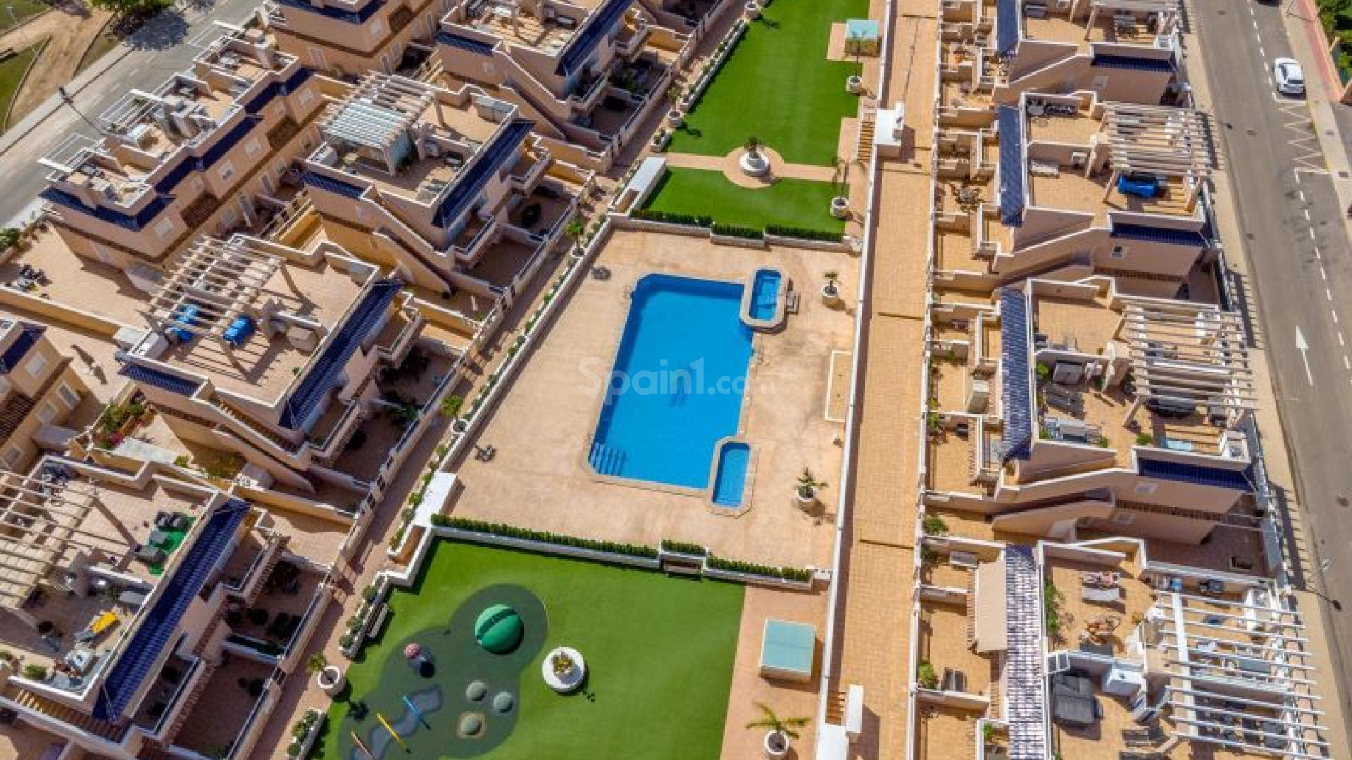 Resale - Stadthaus -
Torrevieja - Punta Prima