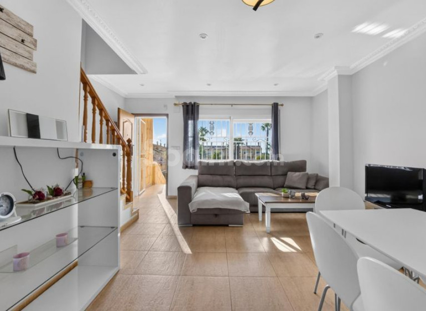 Resale - Stadthaus -
Torrevieja - Punta Prima