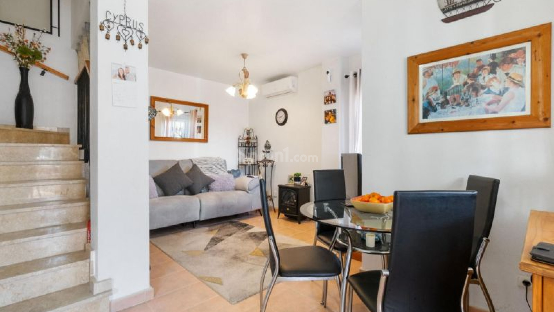 Resale - Stadthaus -
Torrevieja