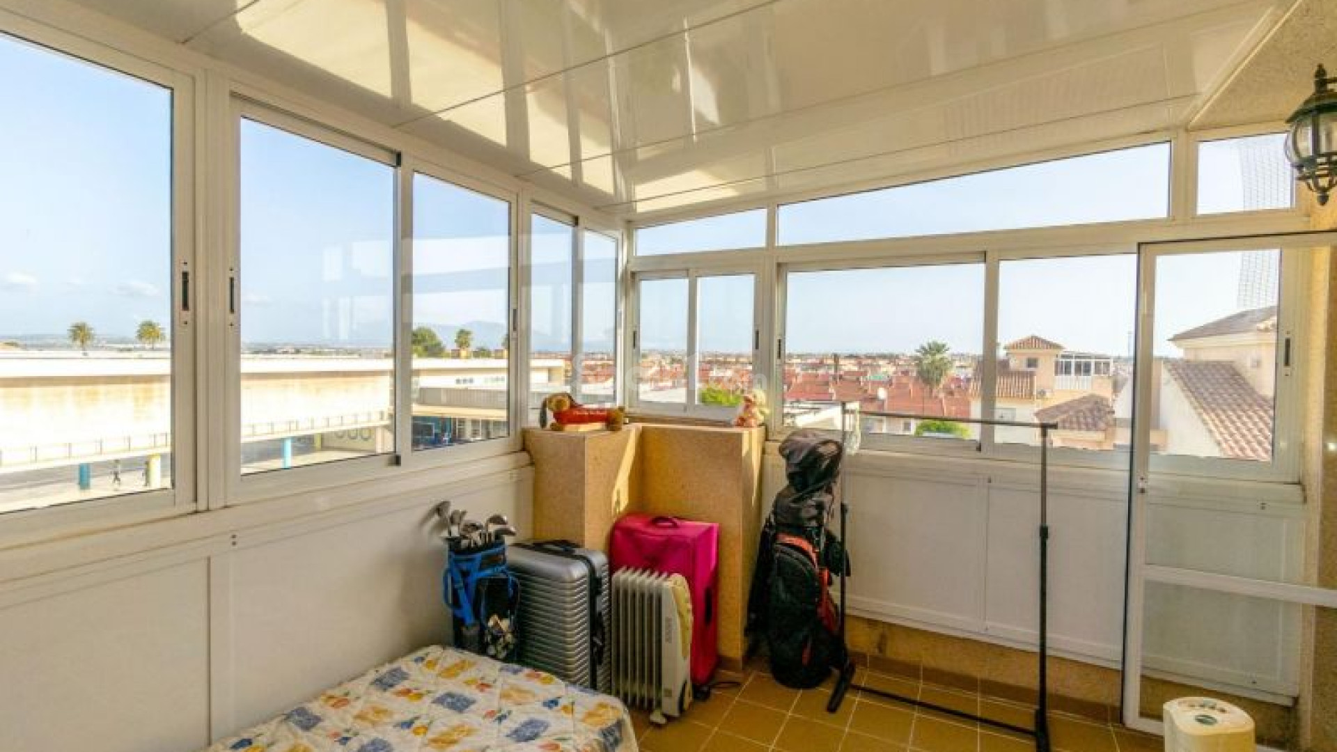 Resale - Stadthaus -
Torrevieja