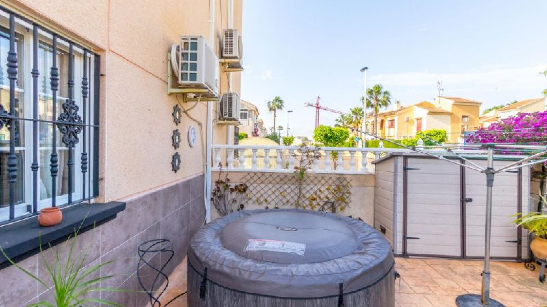 Resale - Stadthaus -
Torrevieja