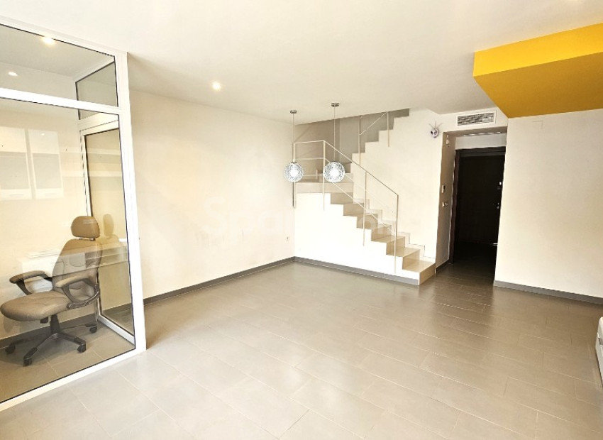 Resale - Stadthaus -
Torrevieja