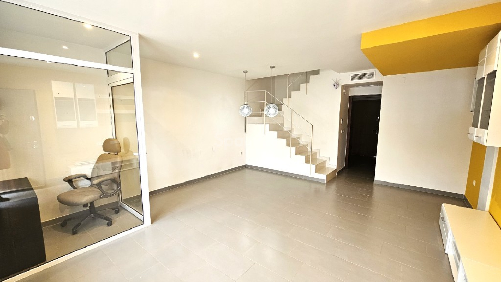 Resale - Stadthaus -
Torrevieja