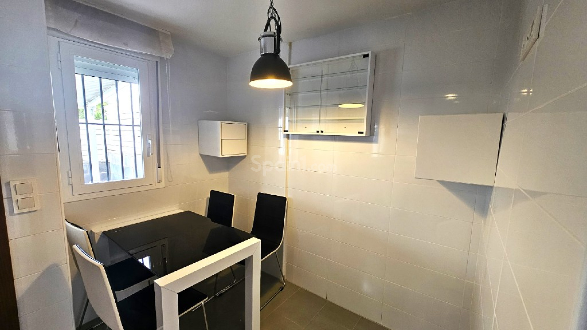 Resale - Stadthaus -
Torrevieja