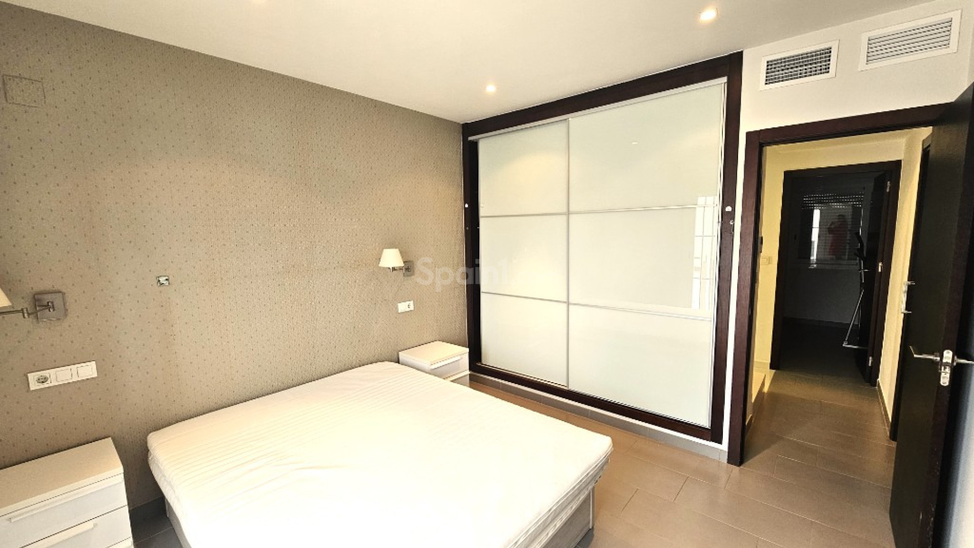 Resale - Stadthaus -
Torrevieja