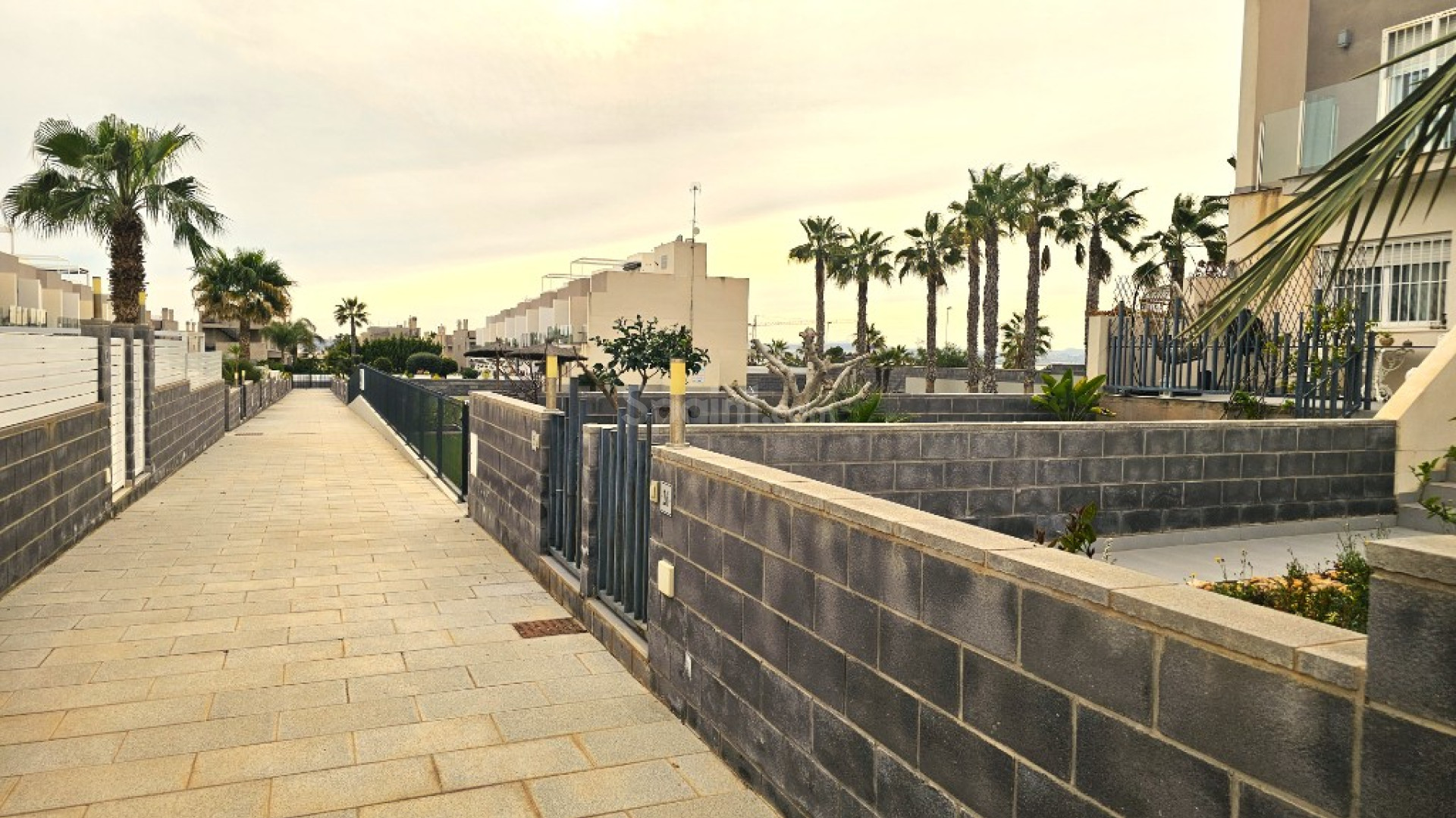 Resale - Stadthaus -
Torrevieja