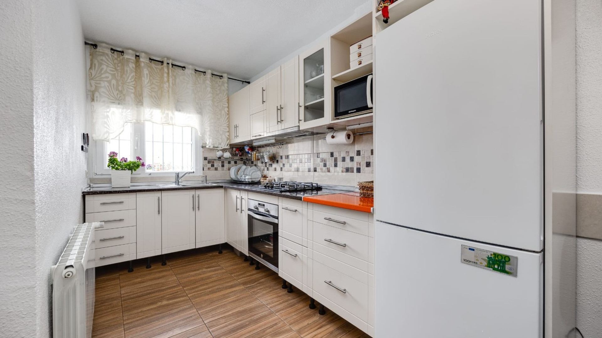 Resale - Stadthaus -
Torrevieja