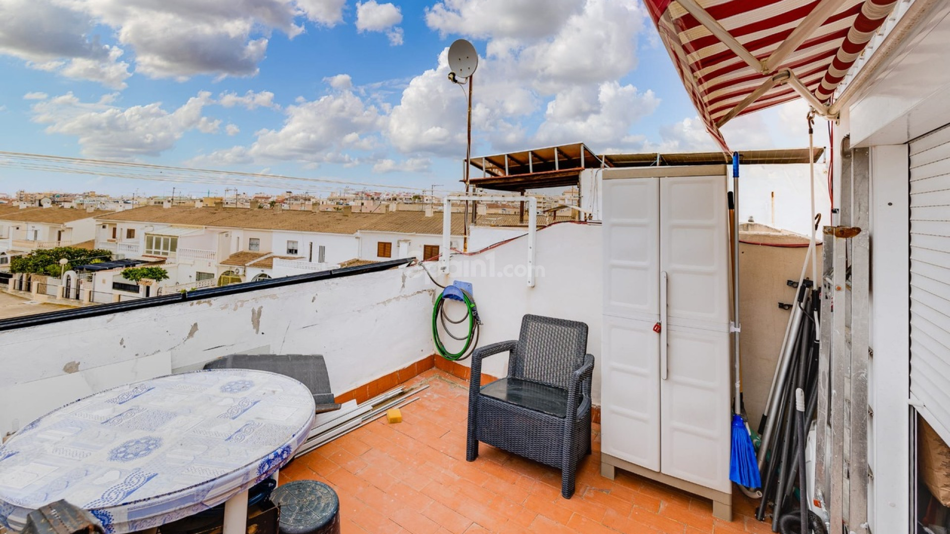 Resale - Stadthaus -
Torrevieja