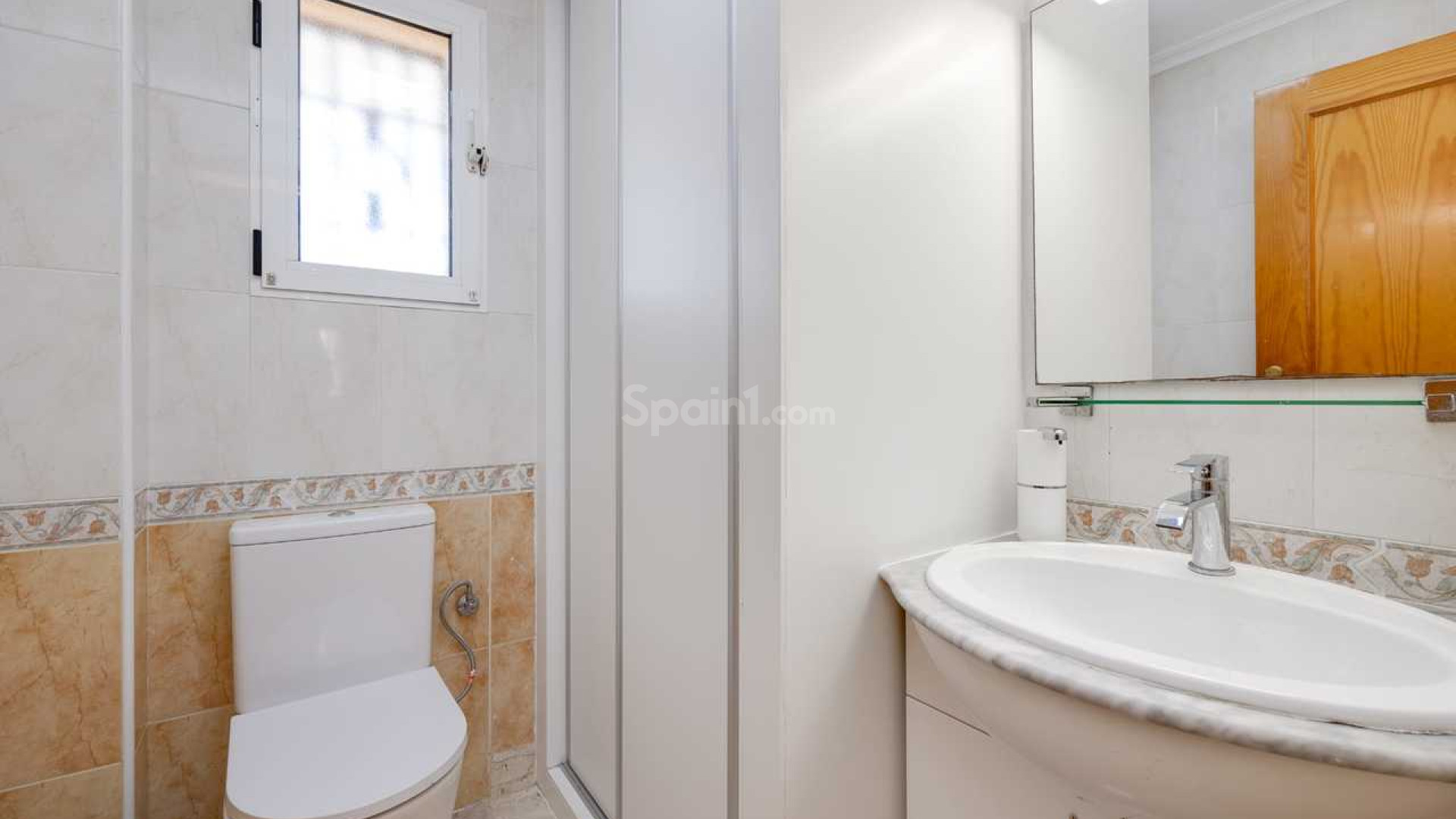 Resale - Stadthaus -
Torrevieja