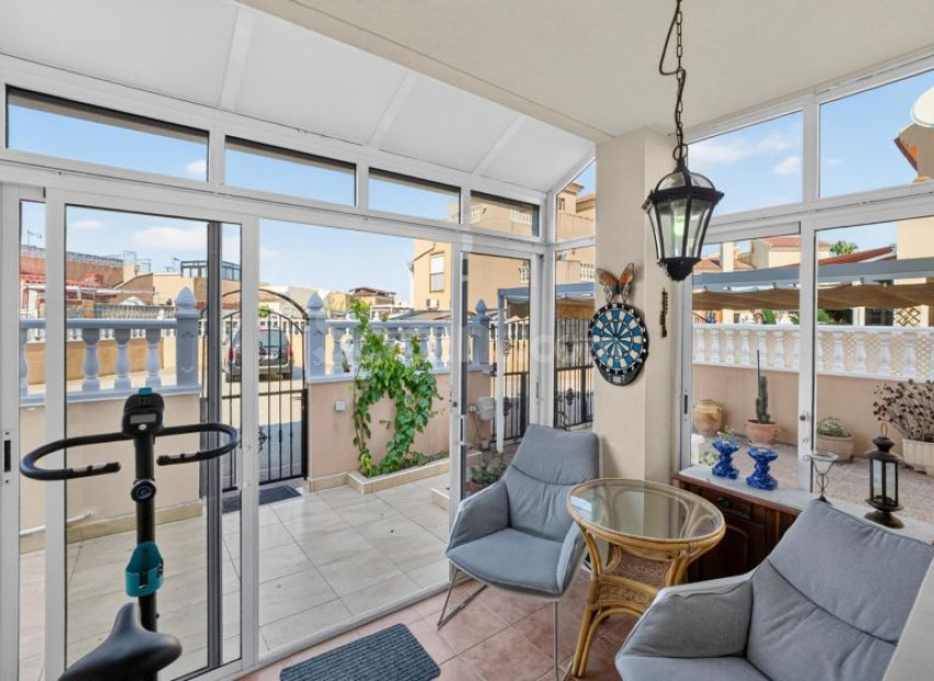 Resale - Stadthaus -
Torrevieja