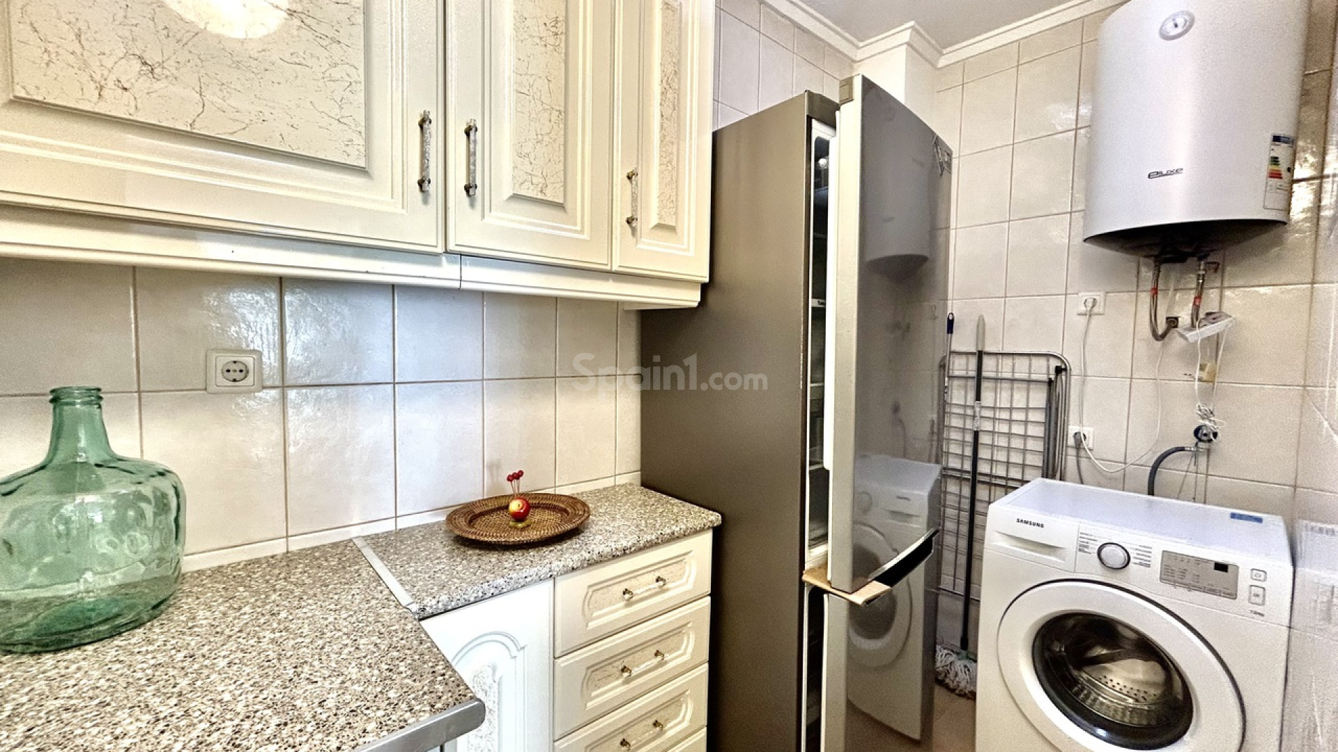 Resale - Stadthaus -
Torrevieja