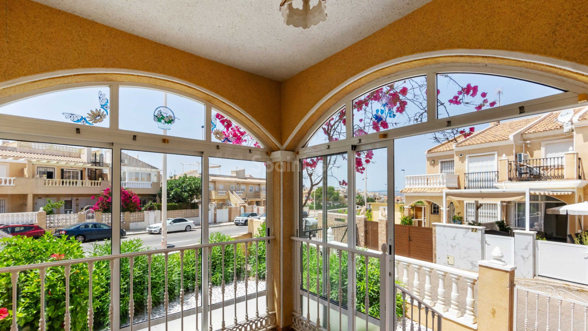 Resale - Stadthaus -
Torrevieja