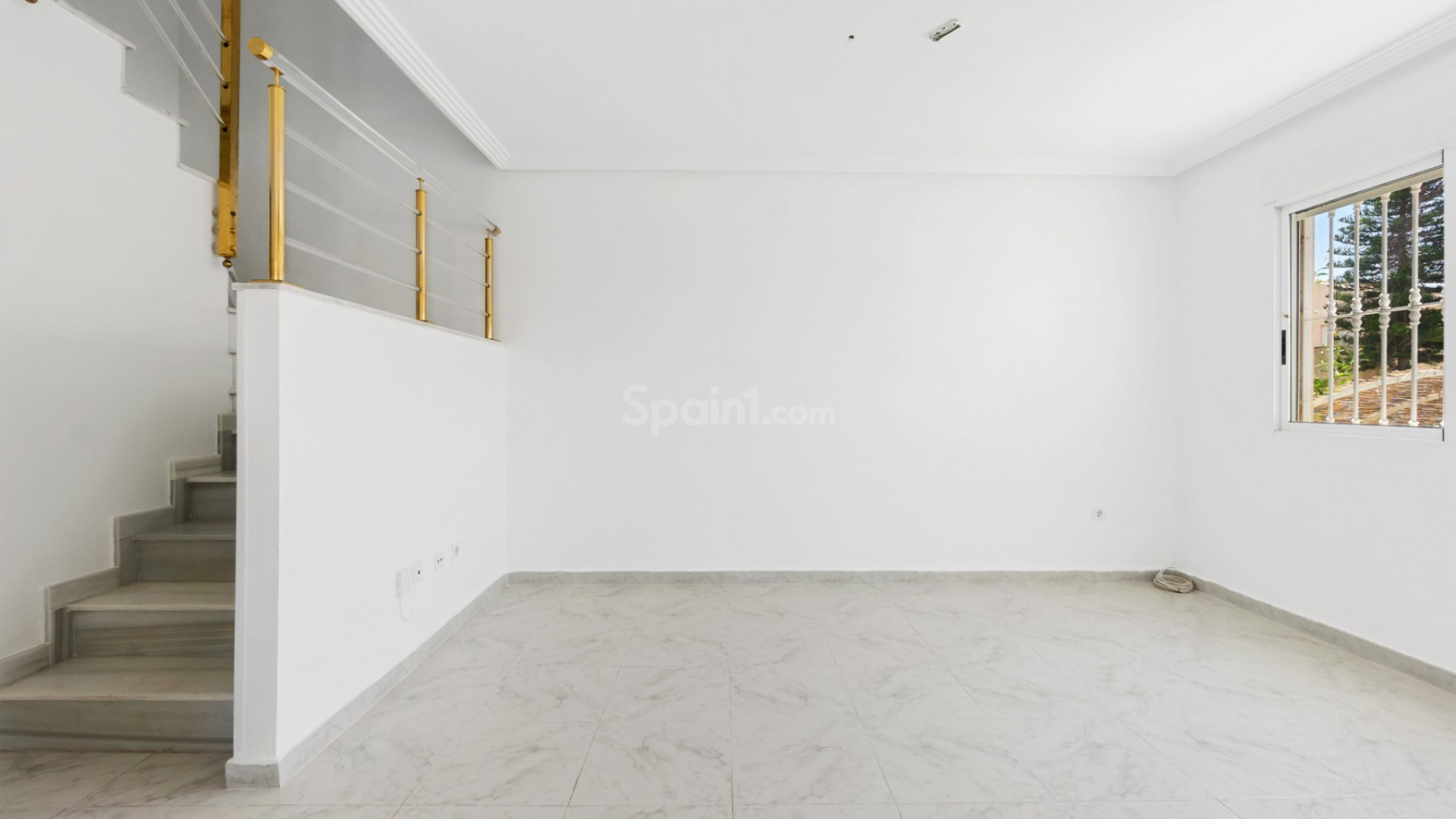 Resale - Stadthaus -
Torrevieja