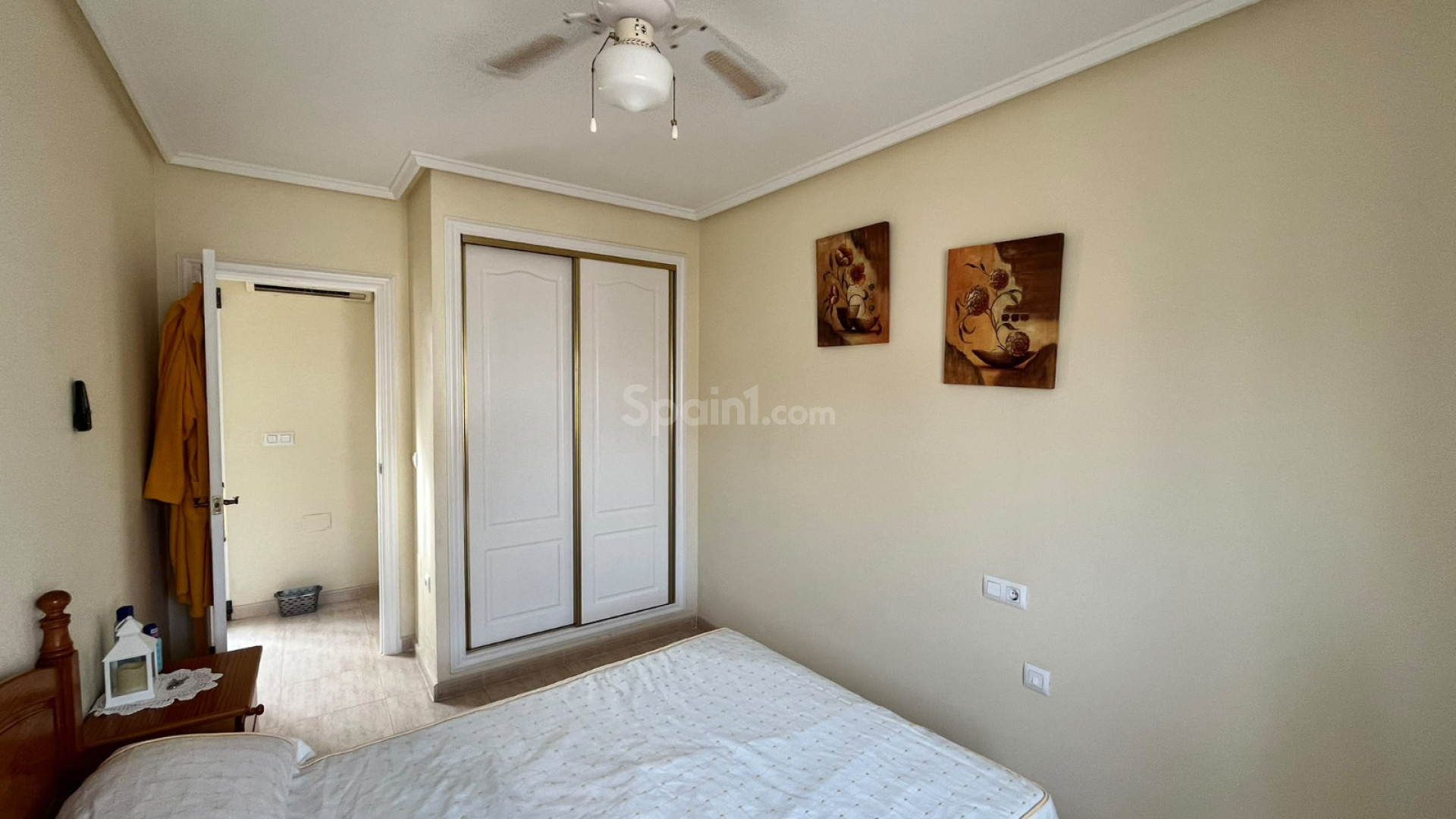 Resale - Stadthaus -
Villamartin - PAU 8