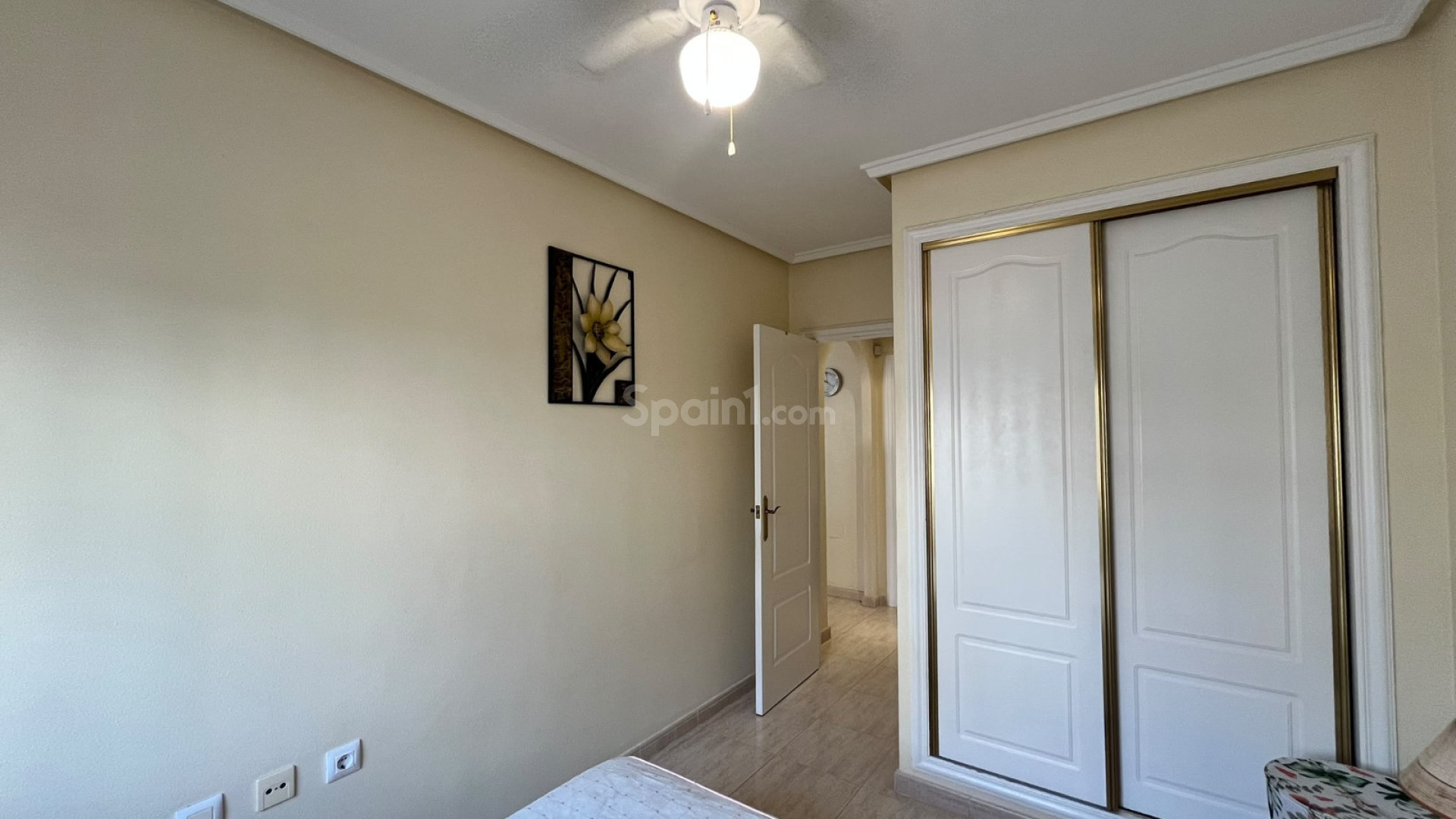 Resale - Stadthaus -
Villamartin - PAU 8