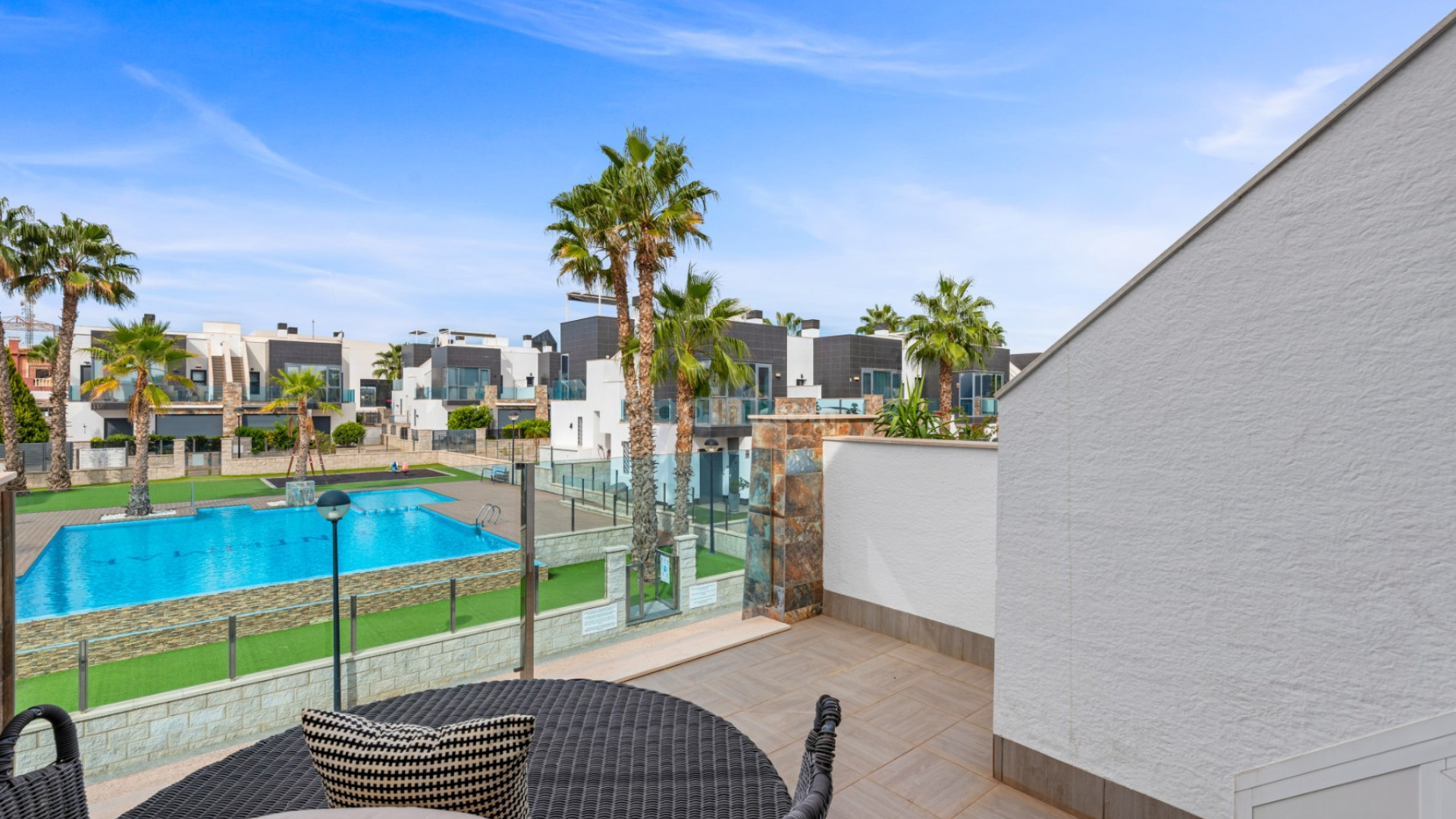 Resale - Townhouse -
Alicante - Lomas de Cabo Roig