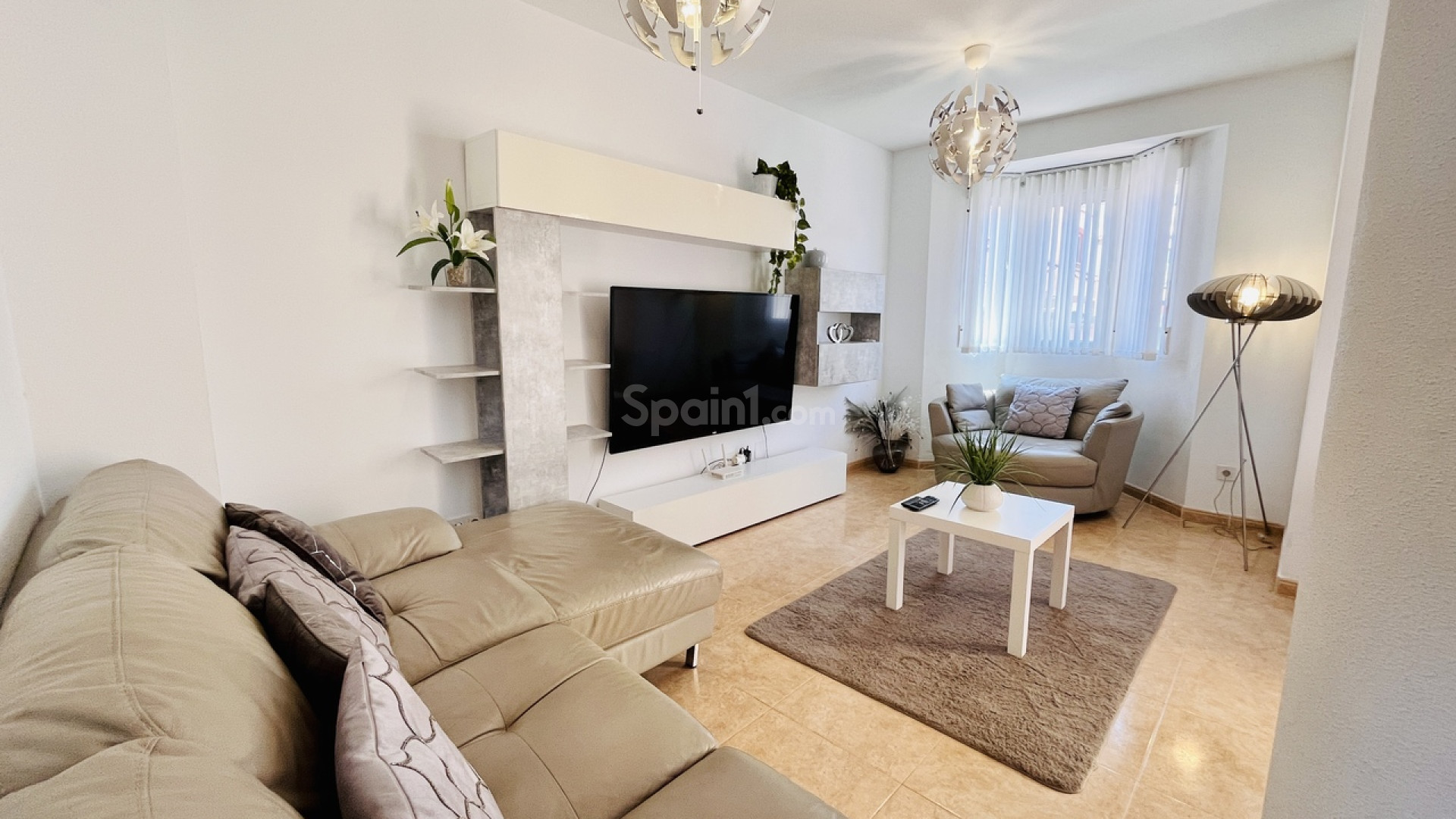 Resale - Townhouse -
Cabo Roig