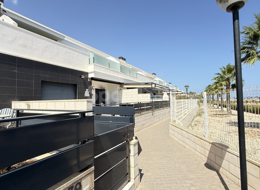 Resale - Townhouse -
Cabo Roig