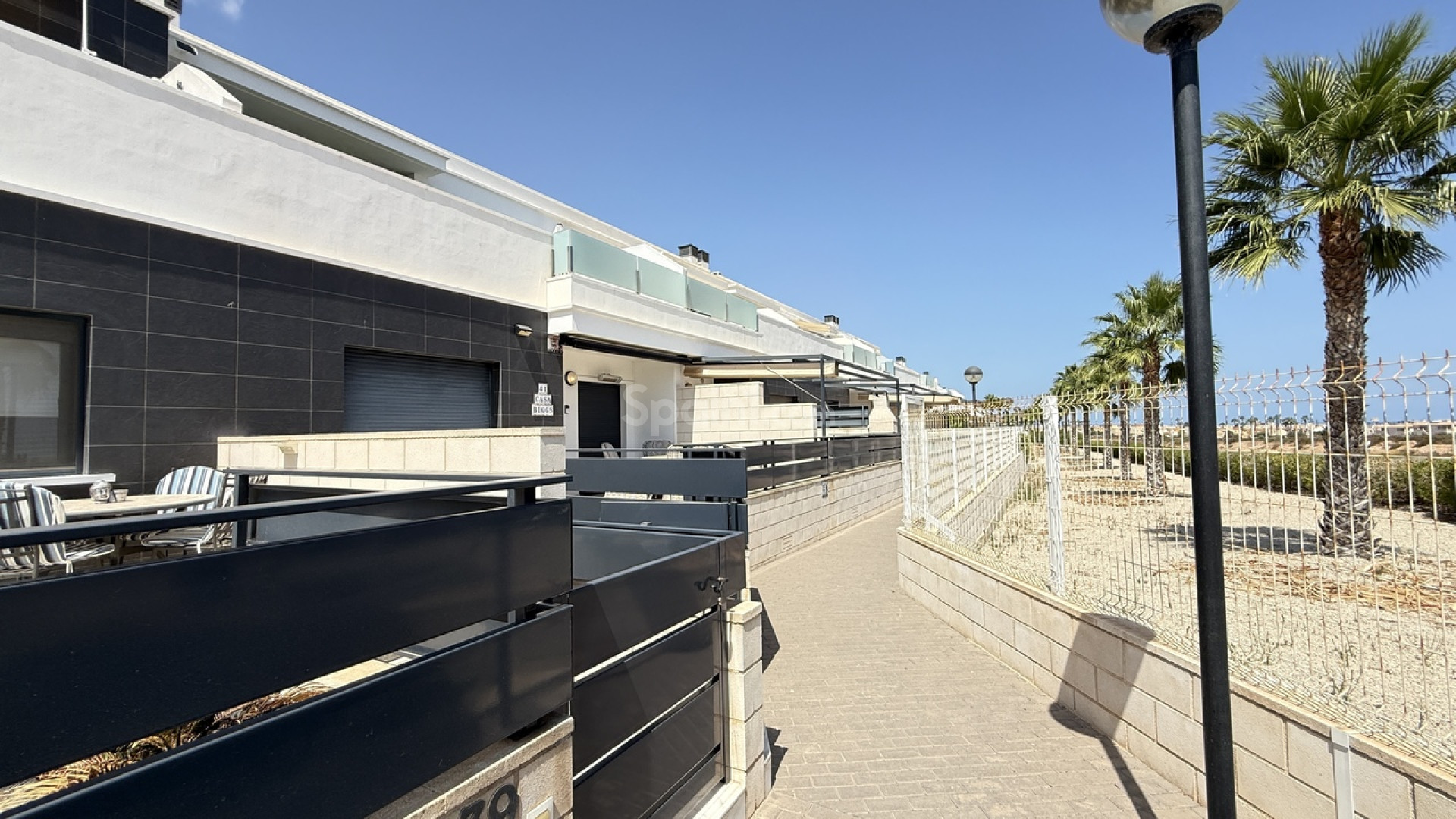 Resale - Townhouse -
Cabo Roig
