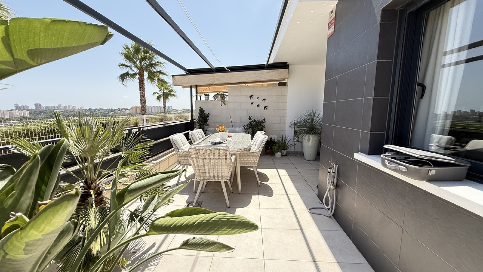 Resale - Townhouse -
Cabo Roig