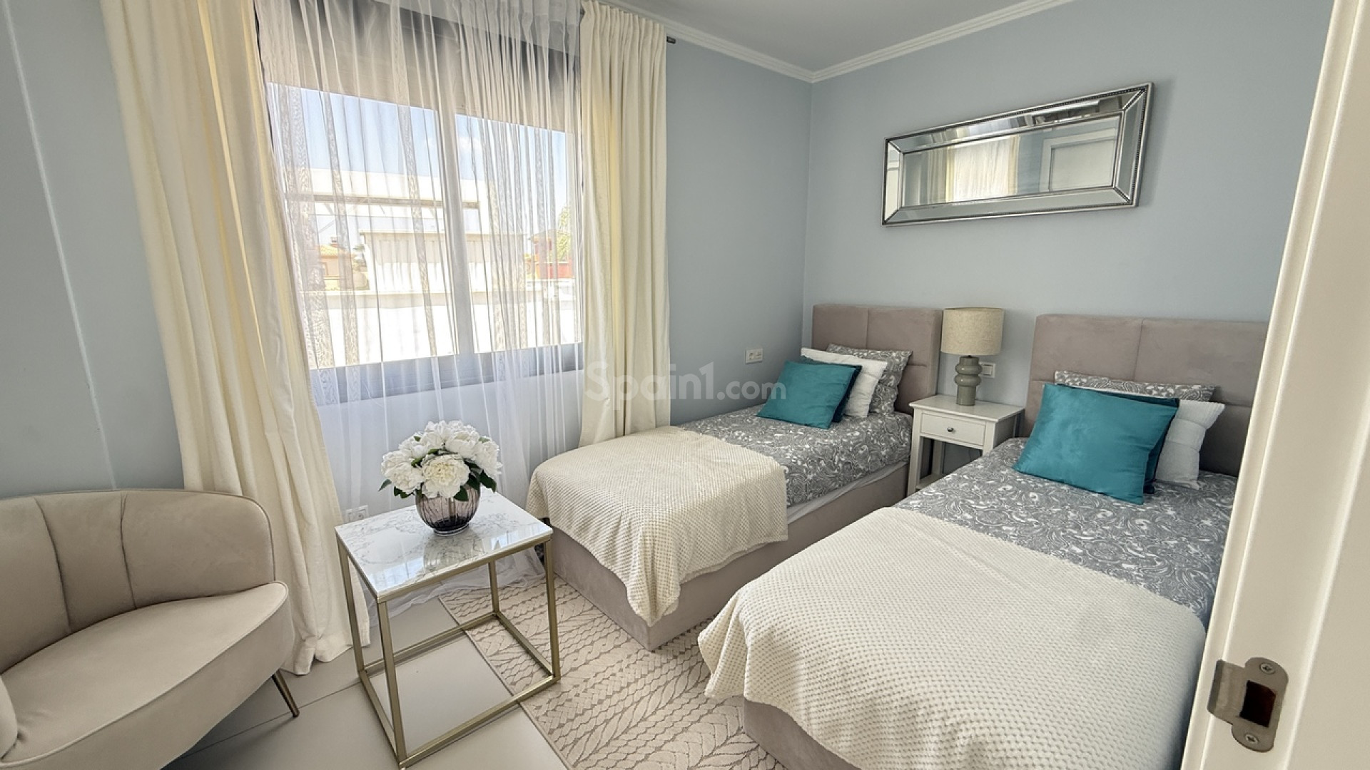 Resale - Townhouse -
Cabo Roig