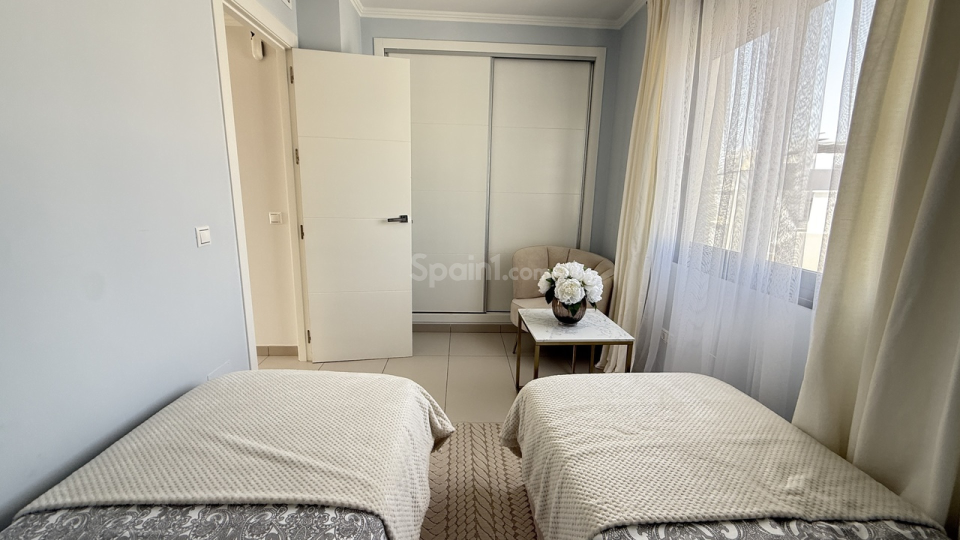 Resale - Townhouse -
Cabo Roig