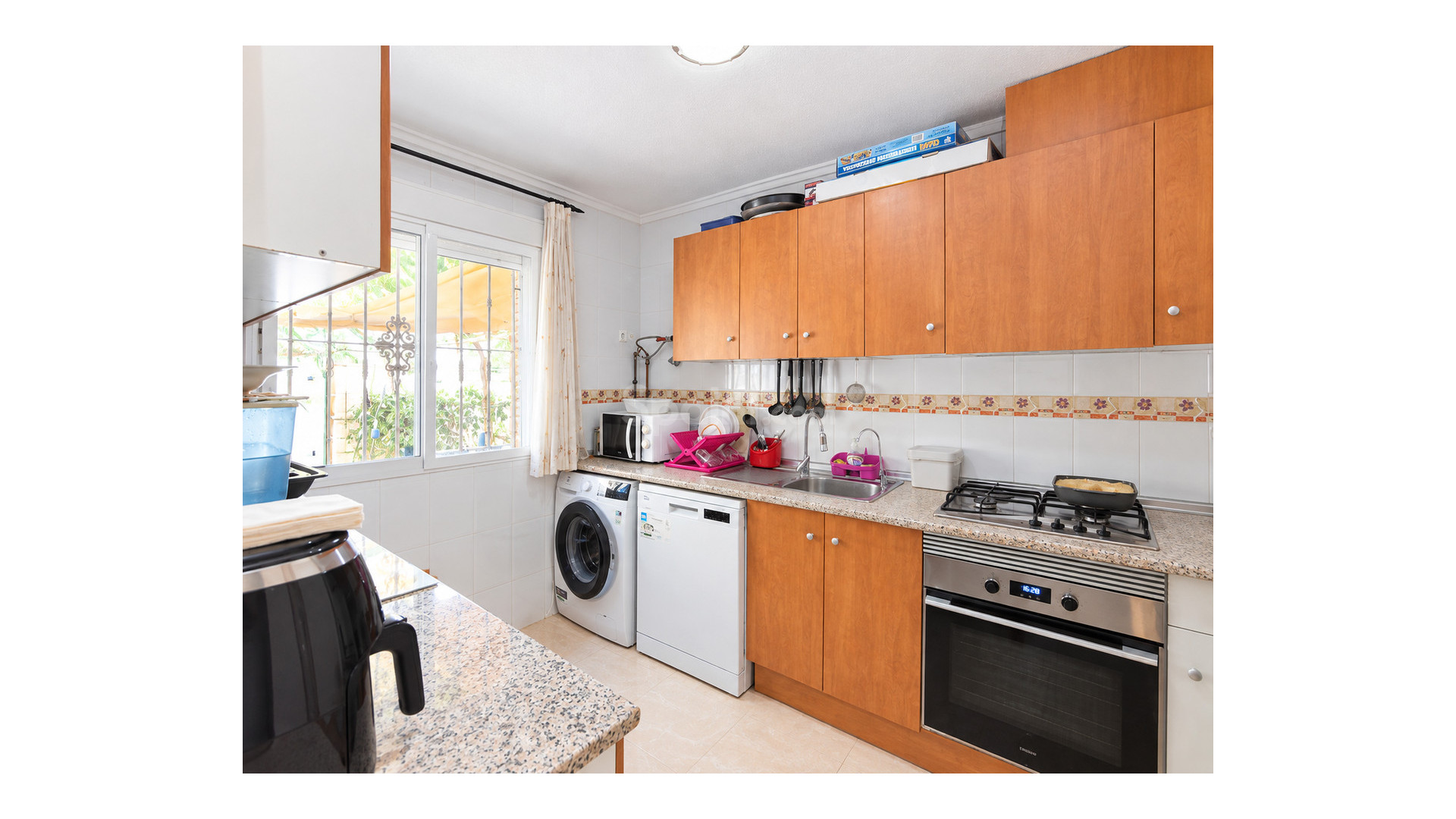 Resale - Townhouse -
Ciudad Quesada