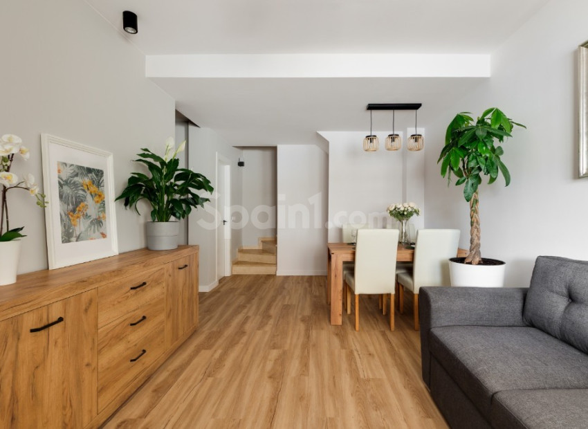 Resale - Townhouse -
Costa Blanca - Orihuela Costa