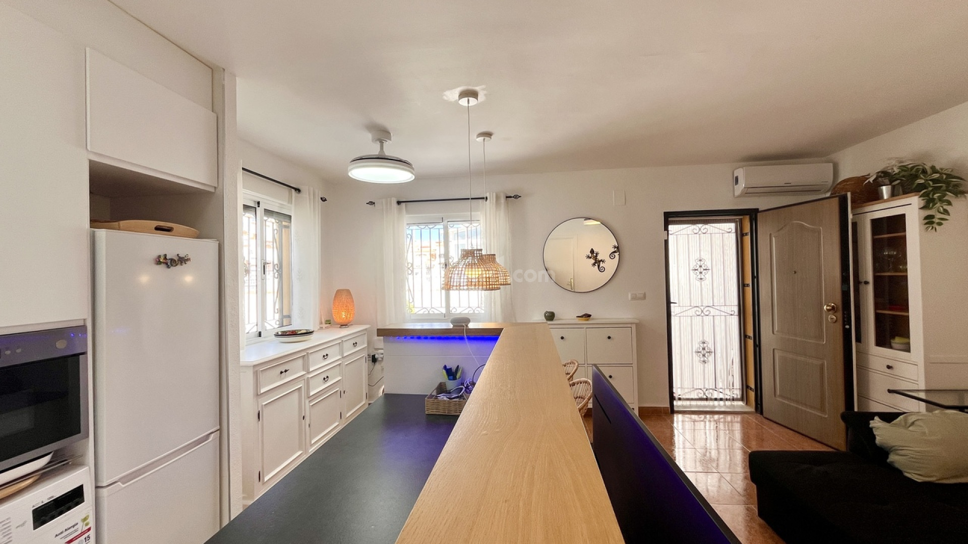 Resale - Townhouse -
Entre Naranjos