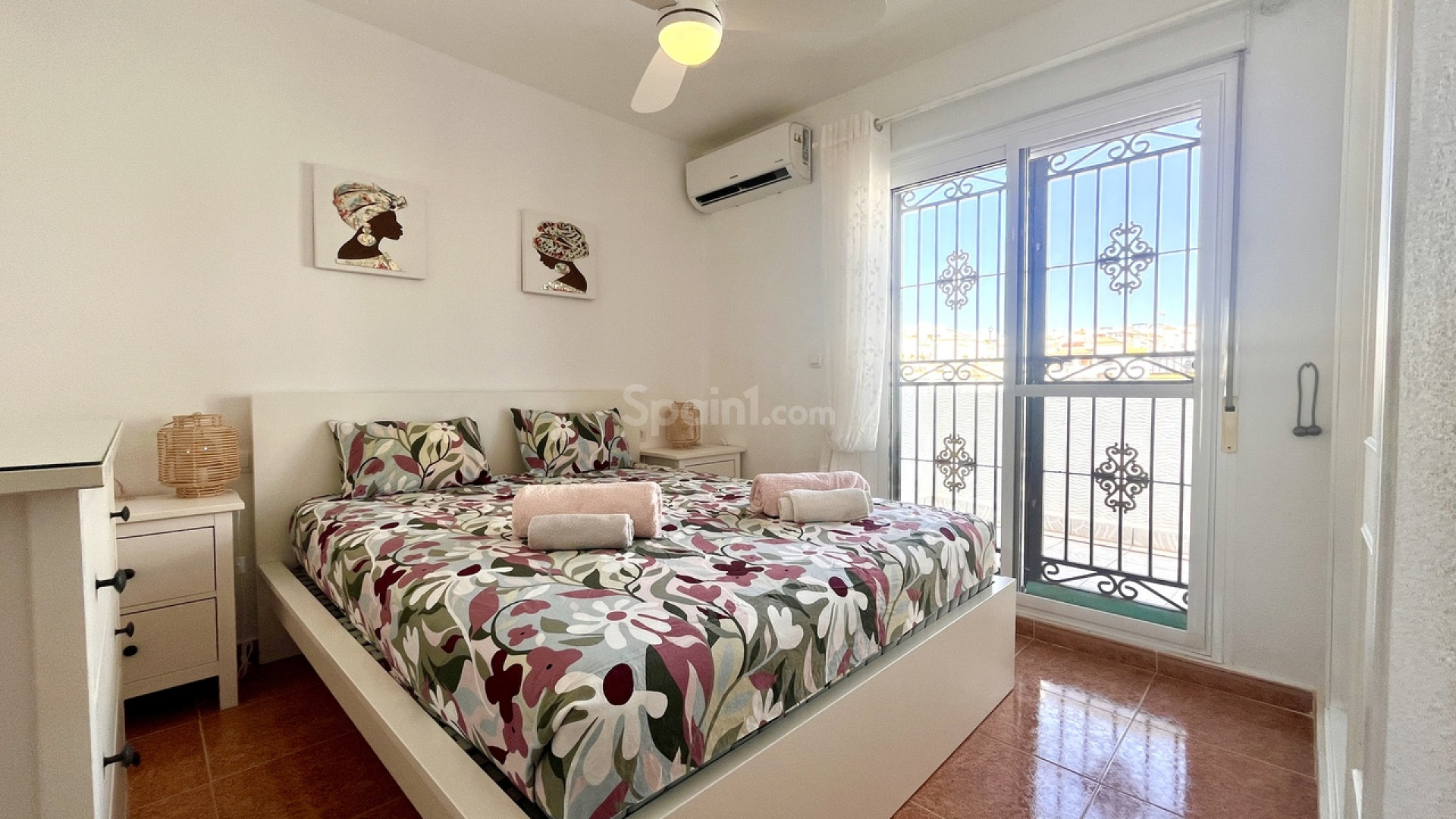 Resale - Townhouse -
Entre Naranjos