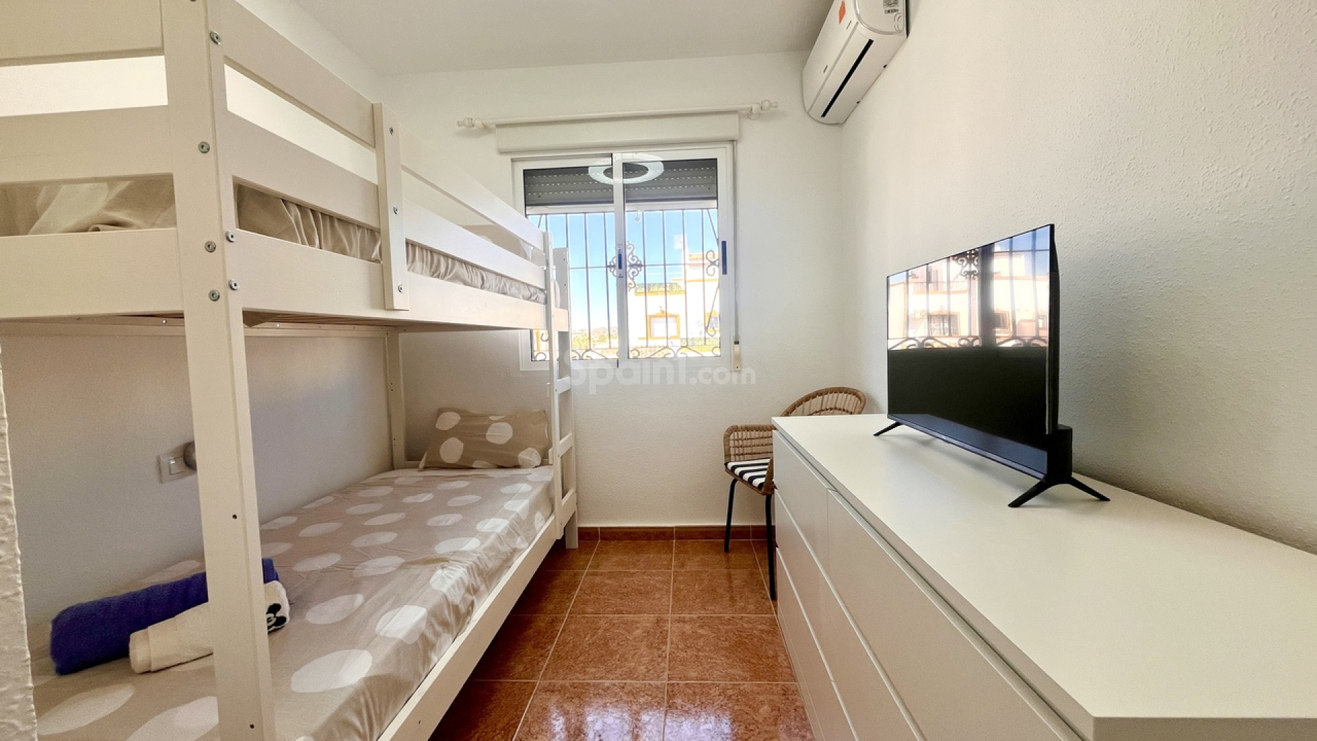 Resale - Townhouse -
Entre Naranjos