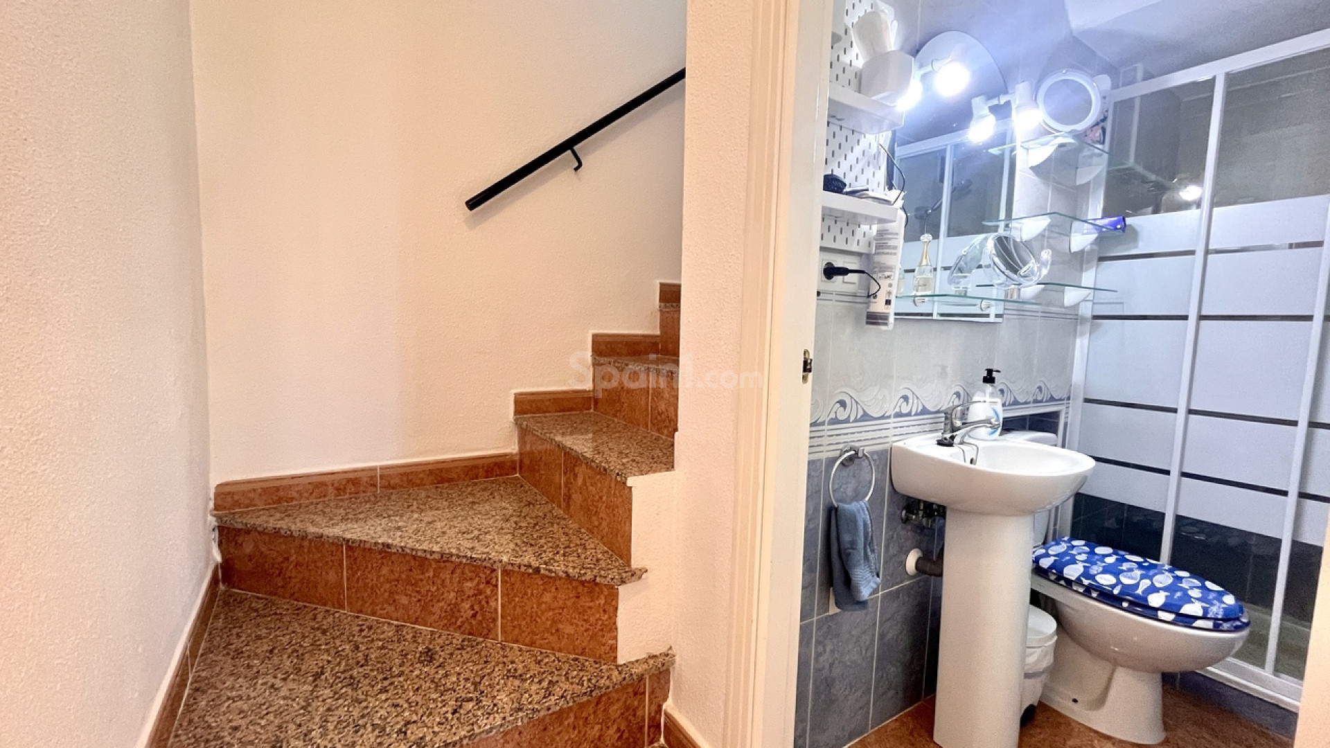 Resale - Townhouse -
Entre Naranjos