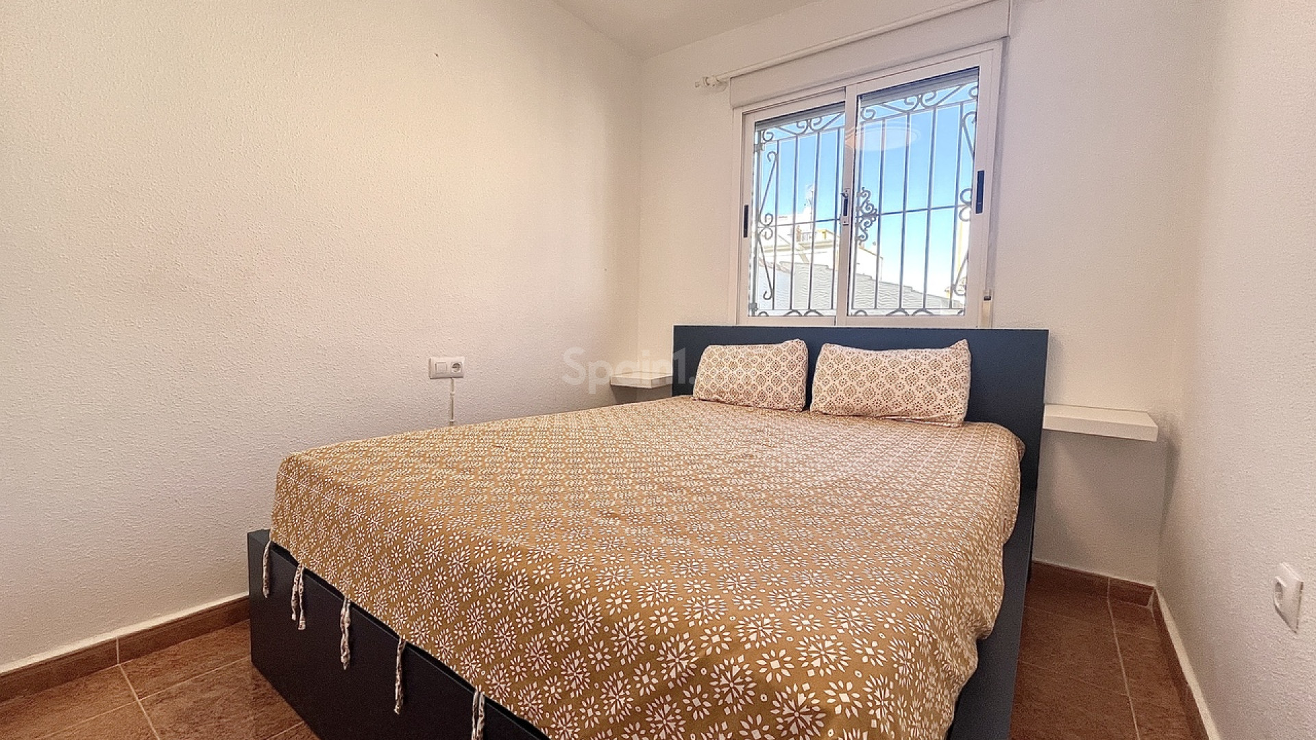 Resale - Townhouse -
Entre Naranjos